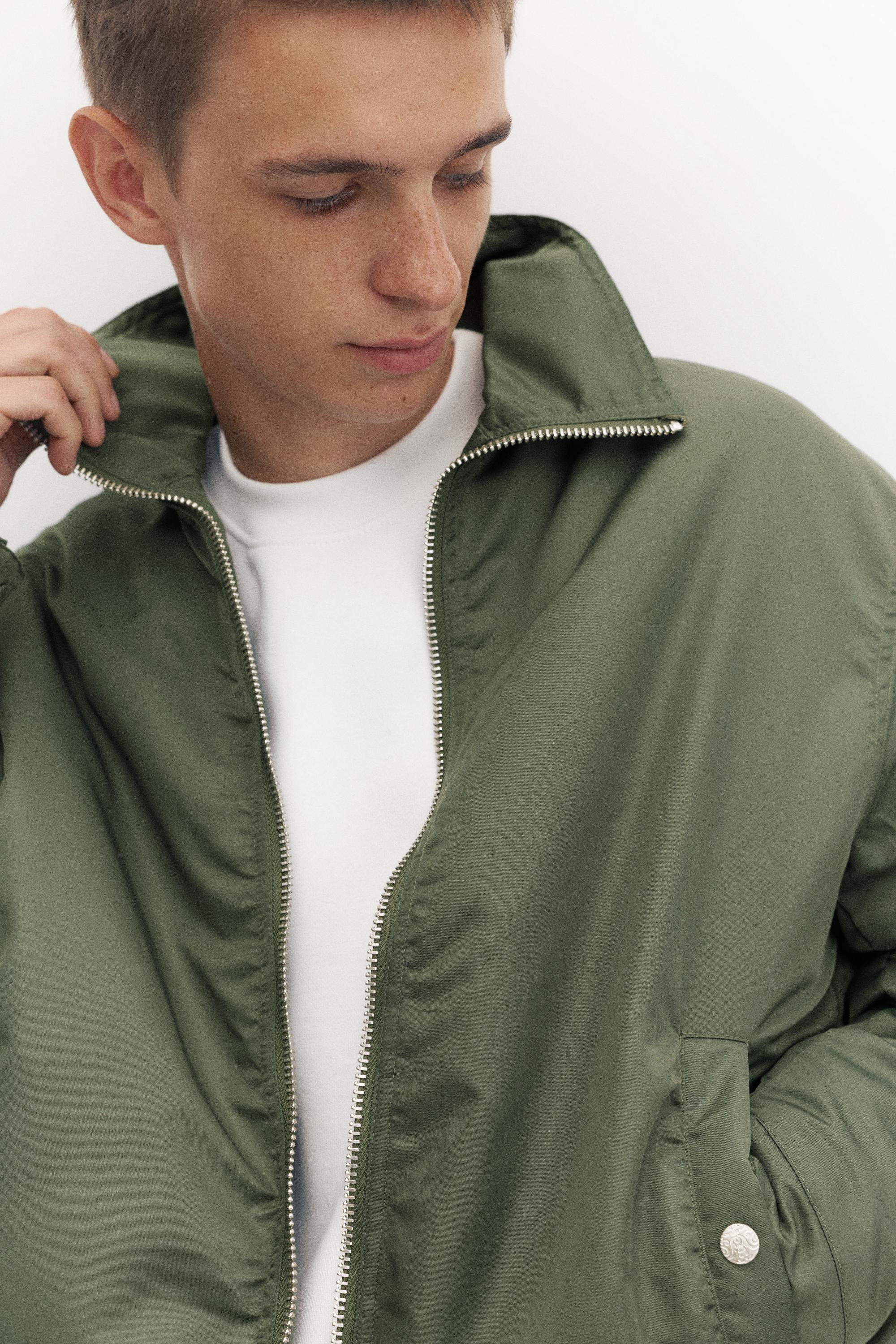 Shirt collar bomber jacket — Medium green