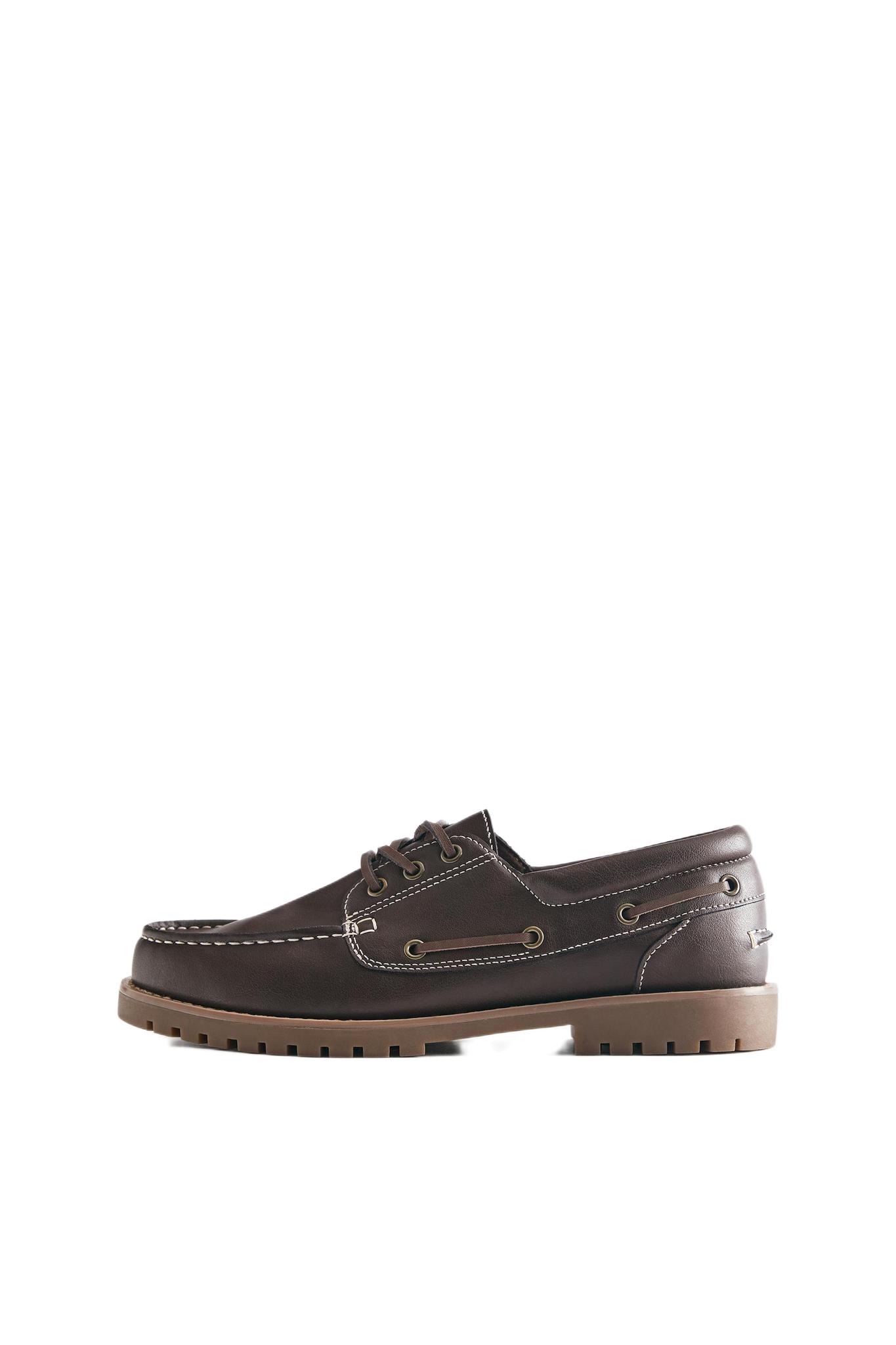 Boat shoes — Brown