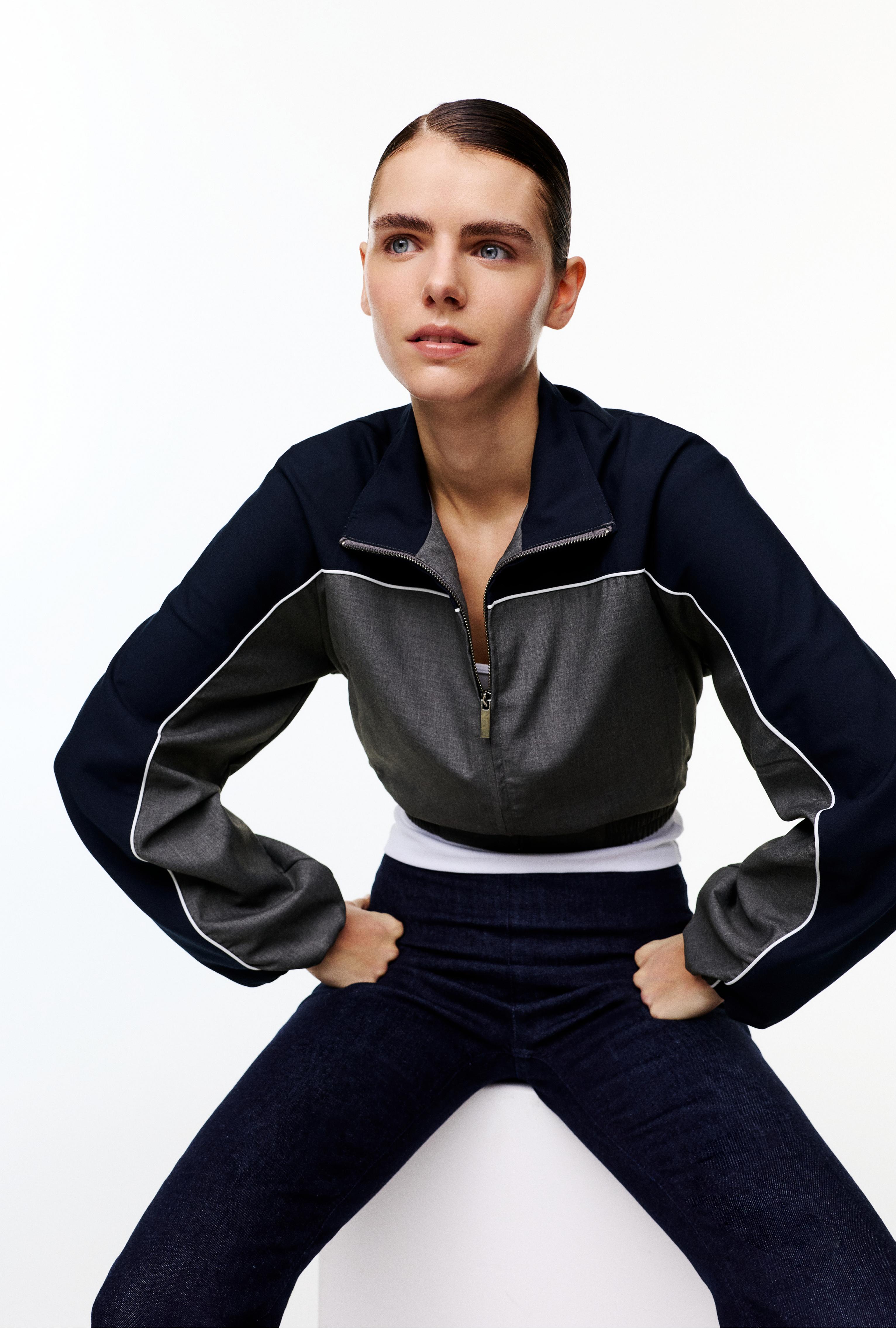 Contrast panel jacket — Pale grey