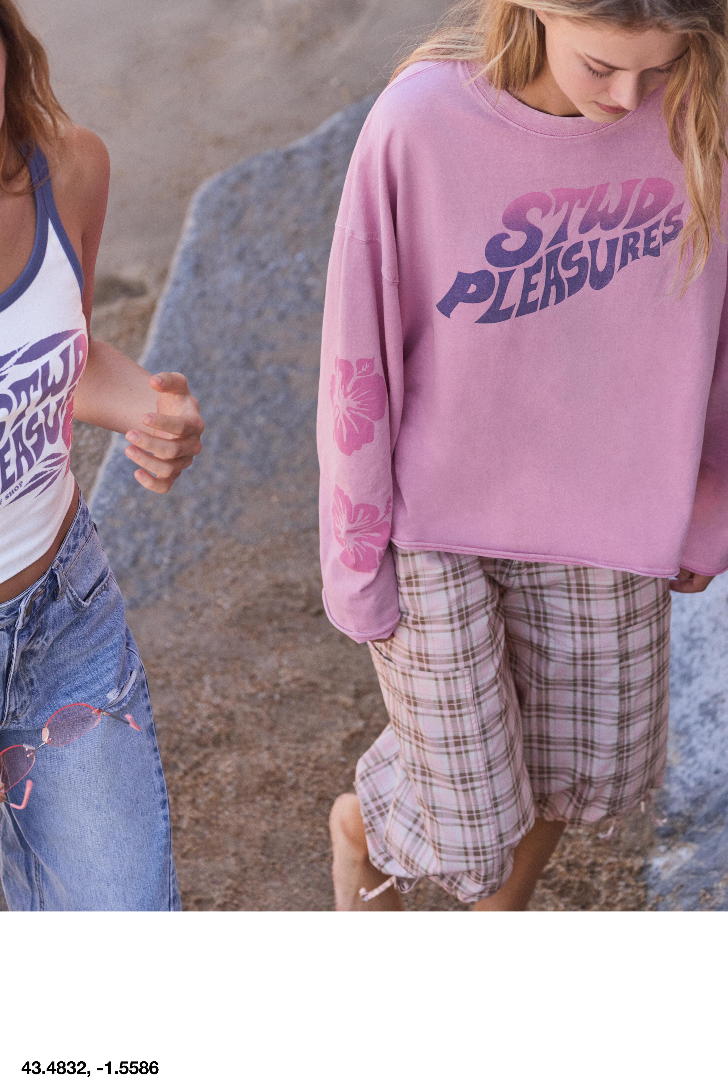 Pleasures x STWD checked cargo Bermuda shorts — Pink