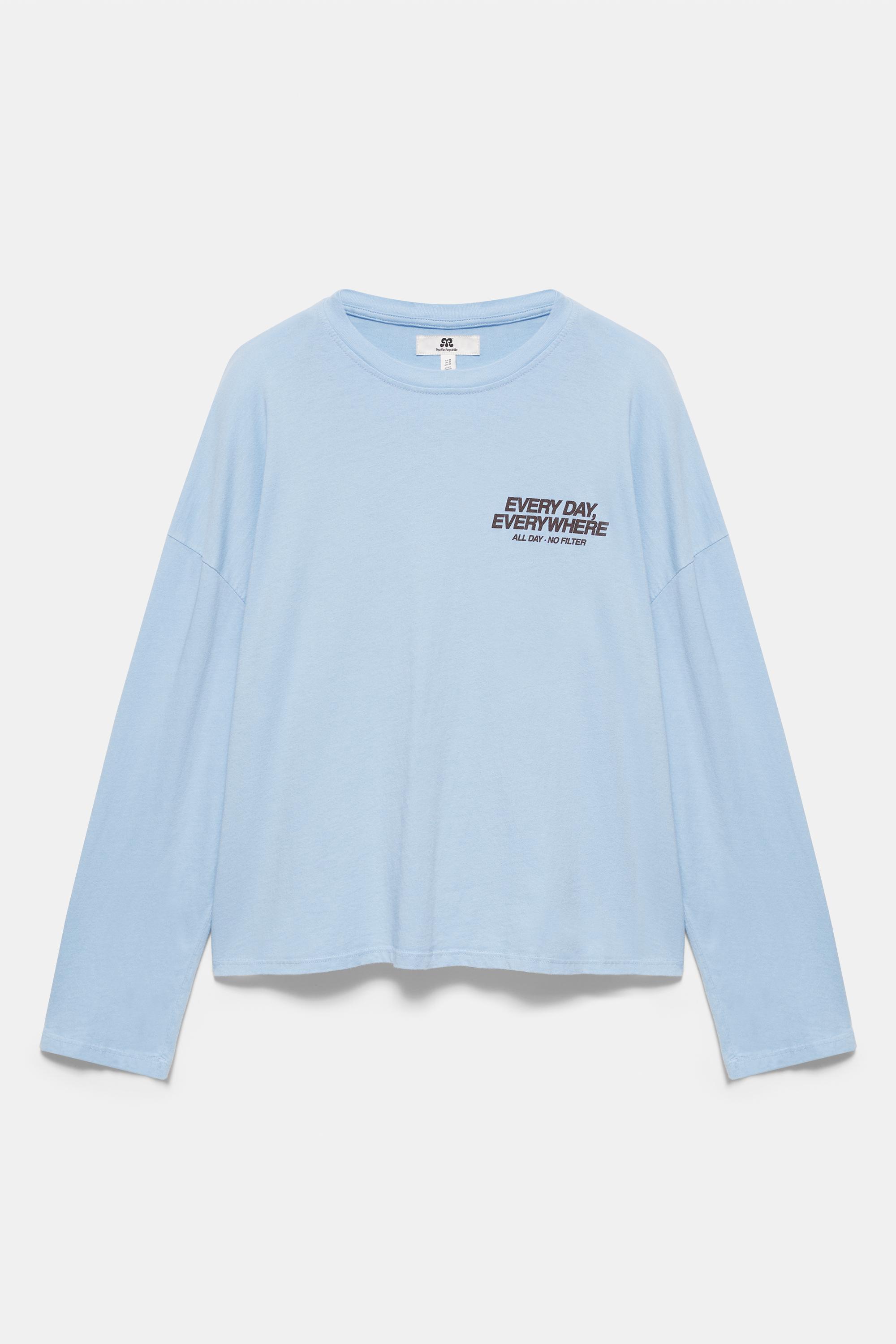 Oversize graphic T-shirt — Pastel blue
