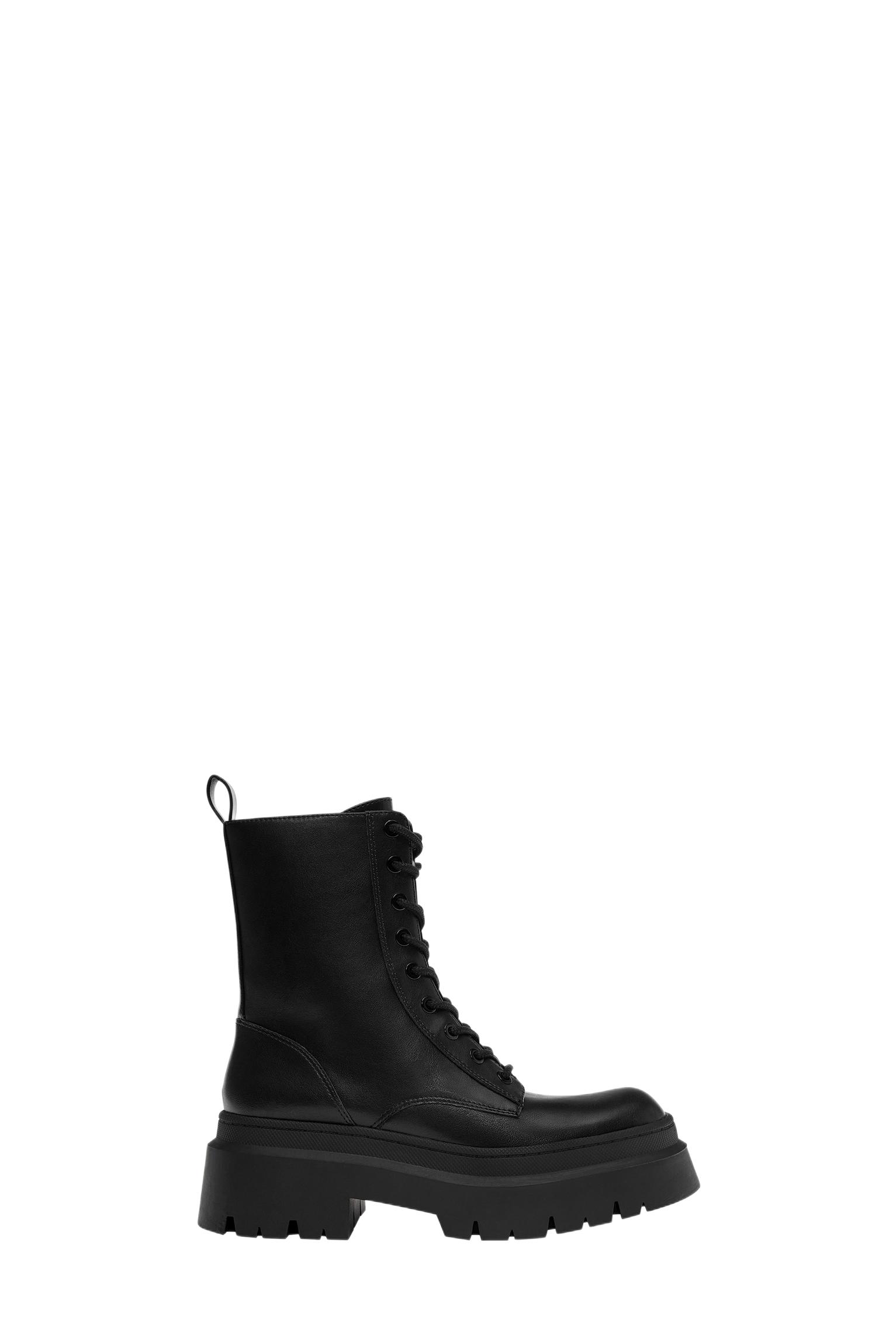 Chunky sole lace-up ankle boots — Black