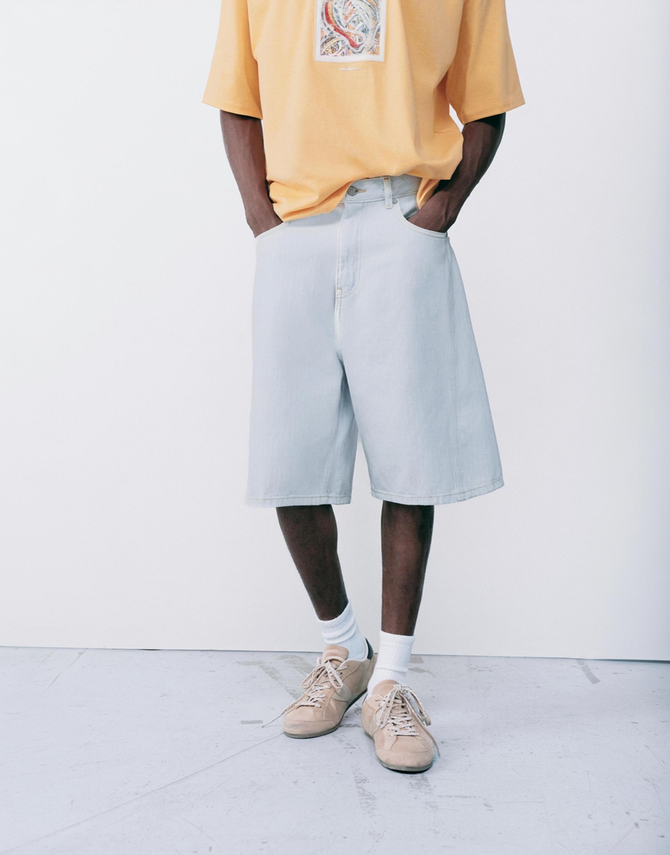 Relaxed-fit seam detail denim Bermuda shorts — Blue