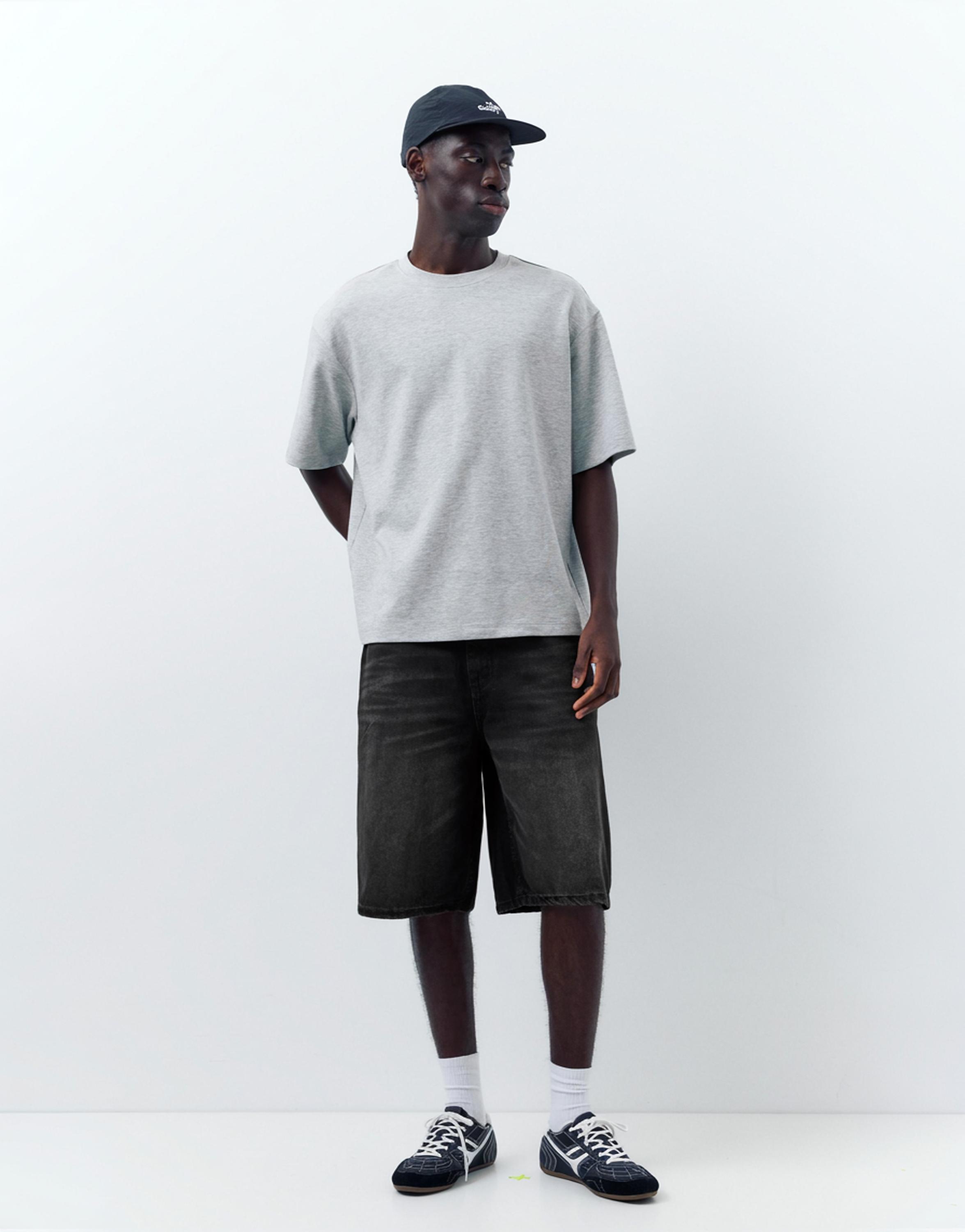 Skater denim Bermuda shorts — Faded black