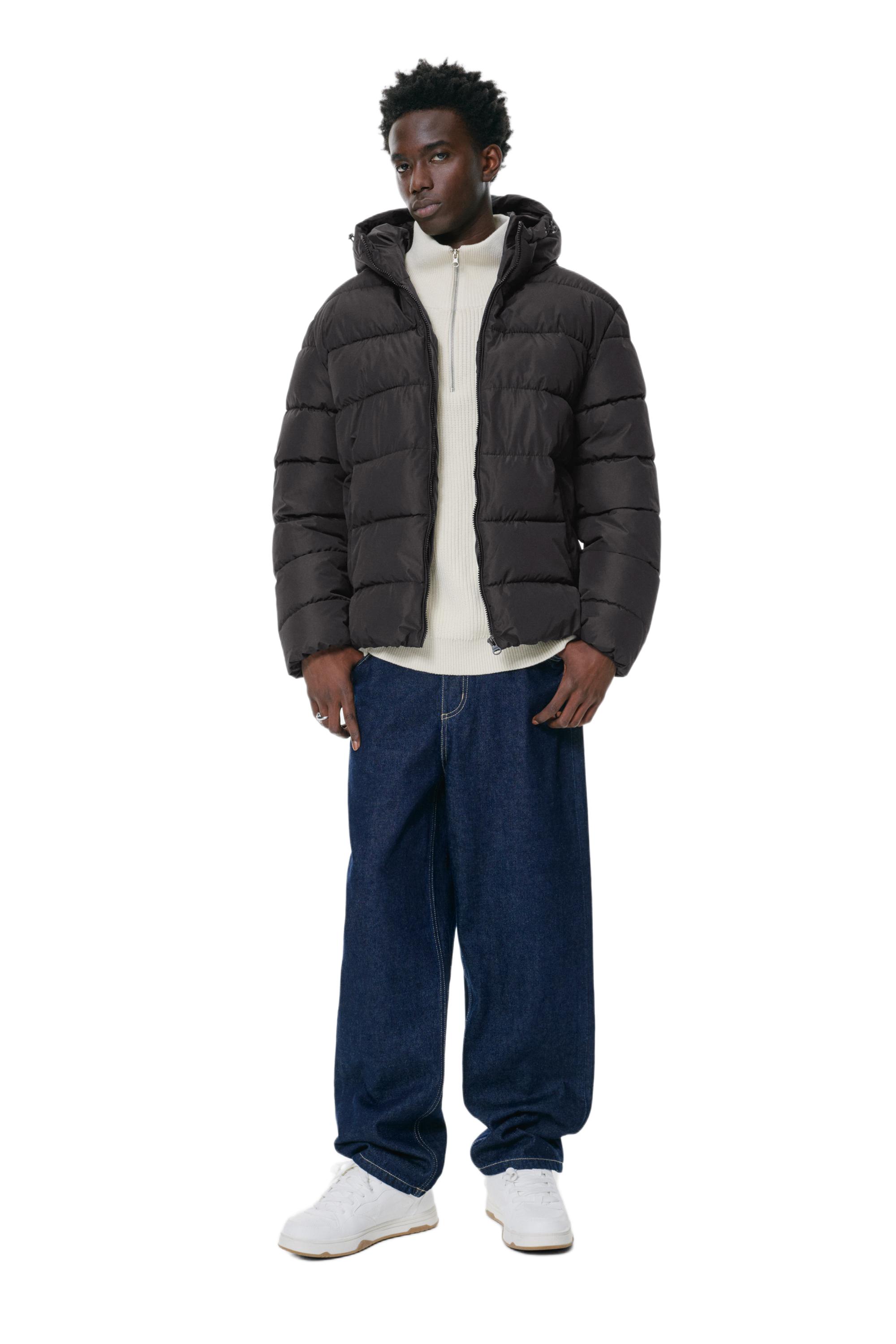 Lightweight puffer jacket with hood — Black