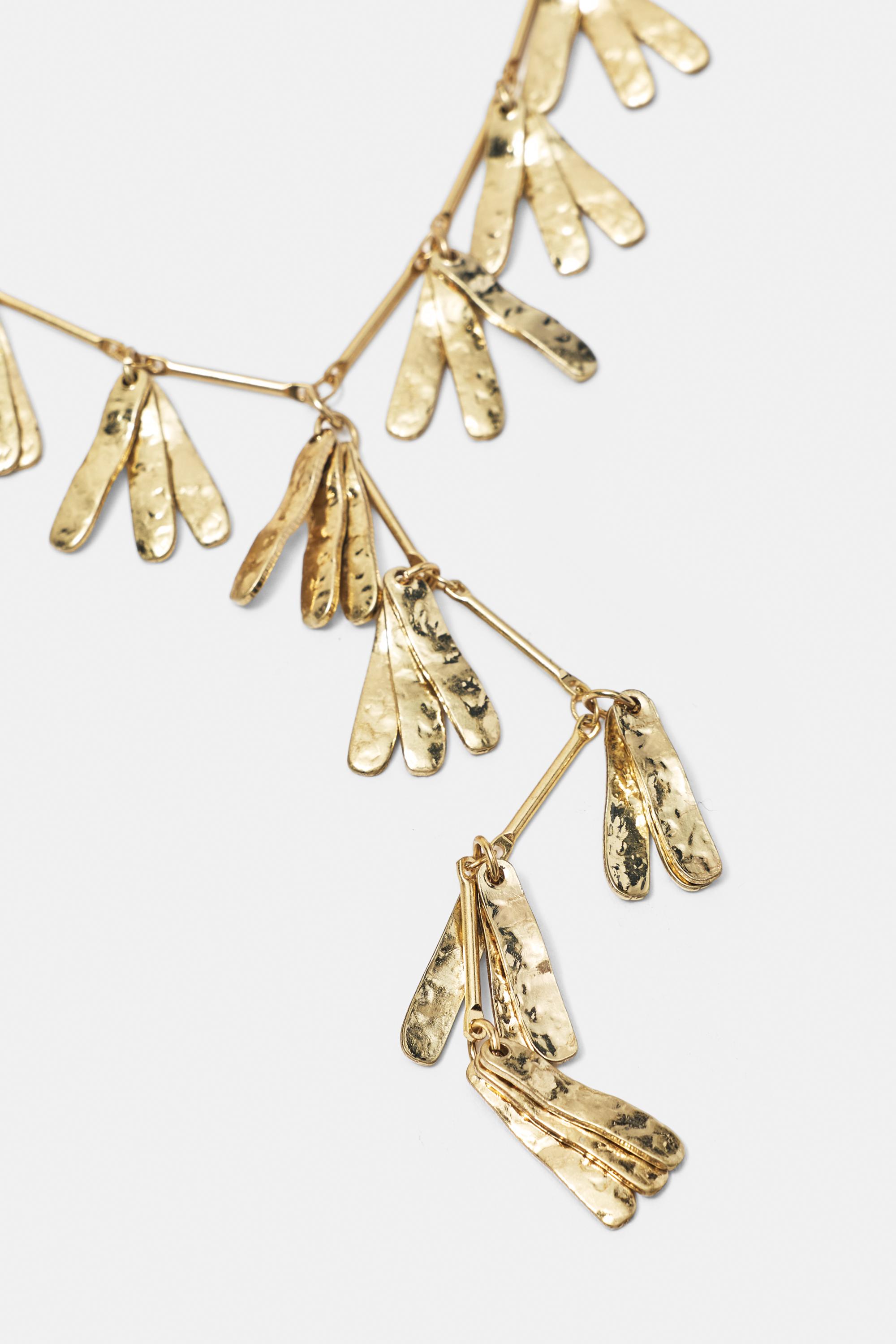 Long cascading necklace — Gold
