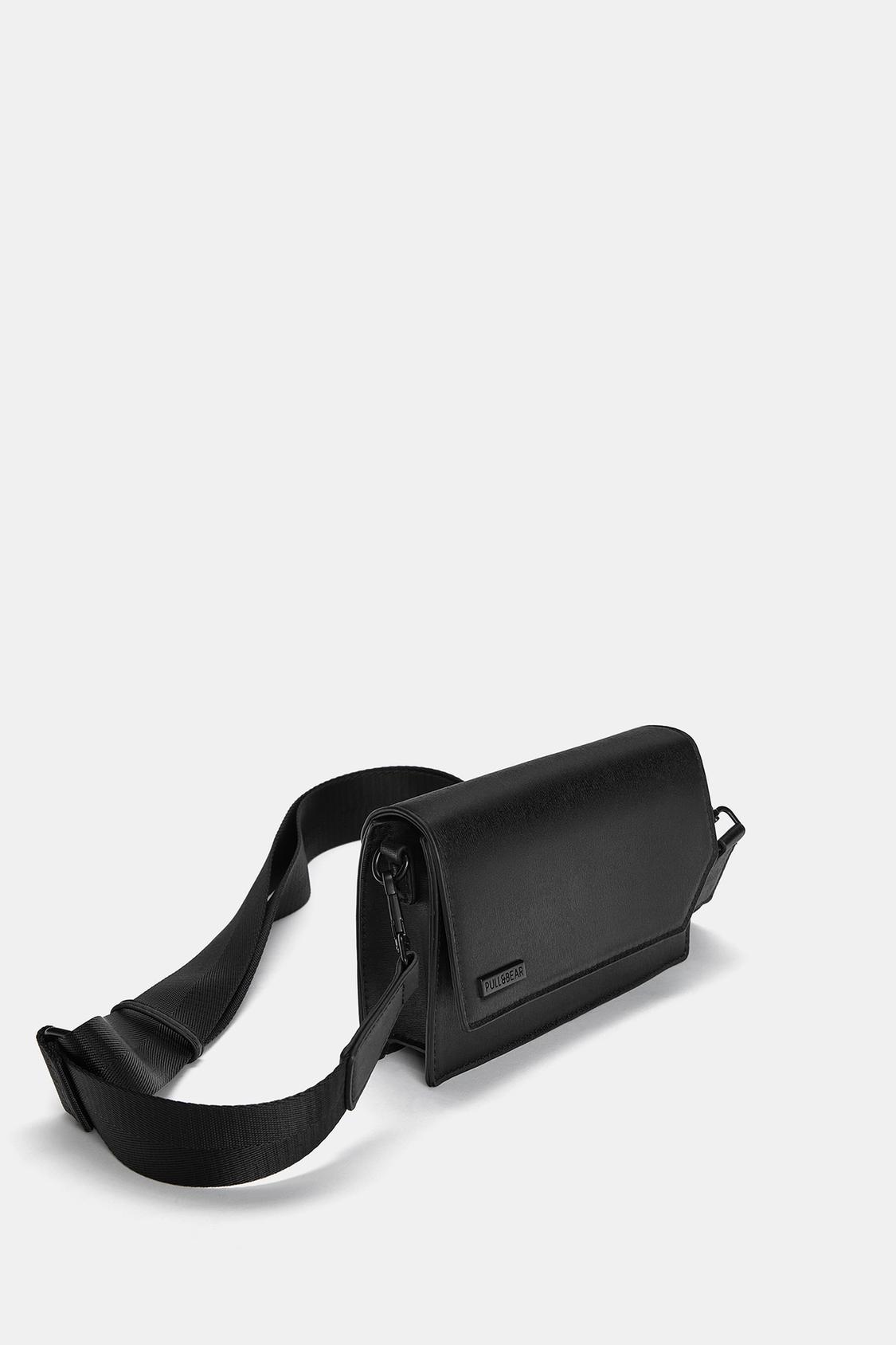 Messenger bag with flap - pull&bear