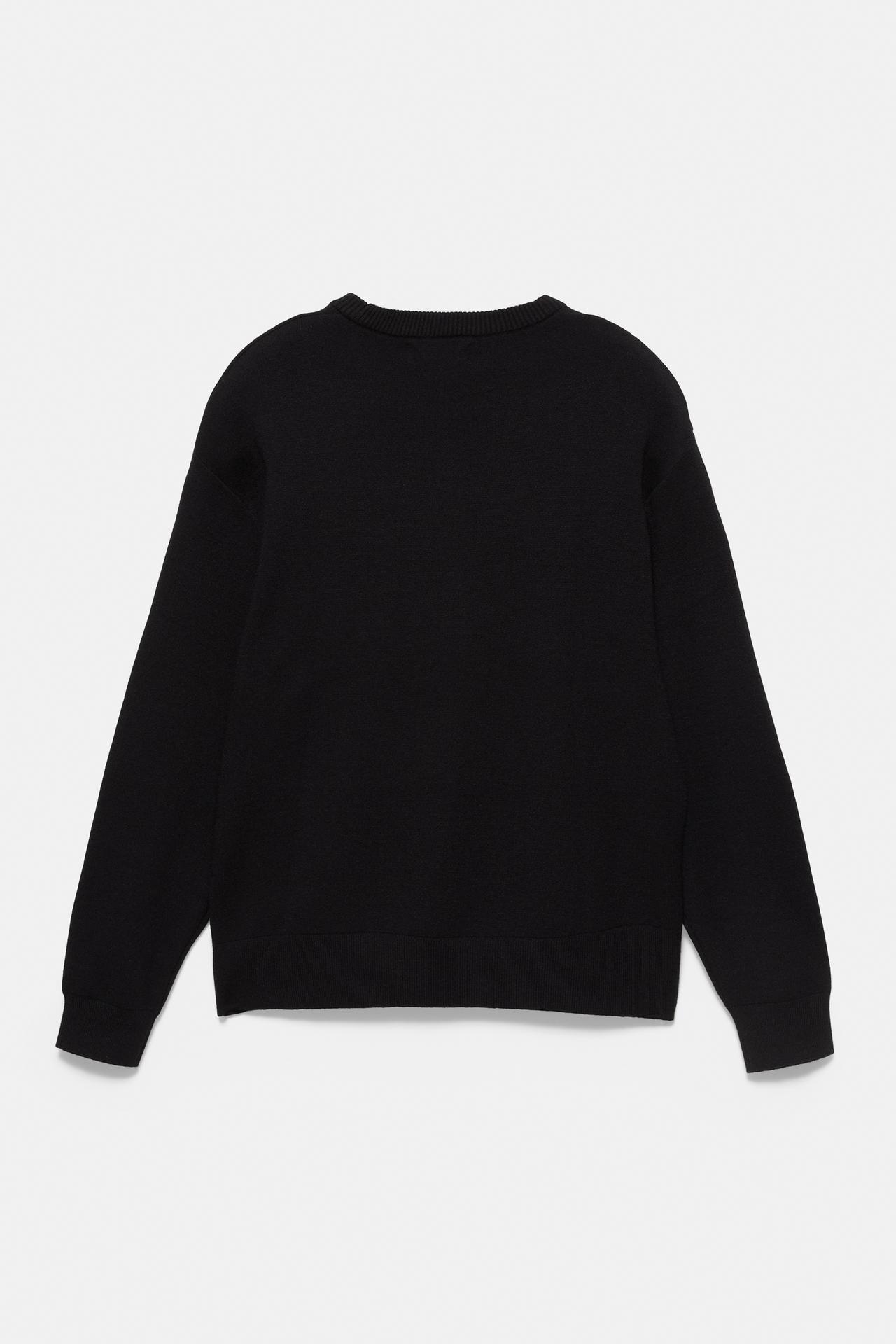 Soft-touch round neck jumper — Black