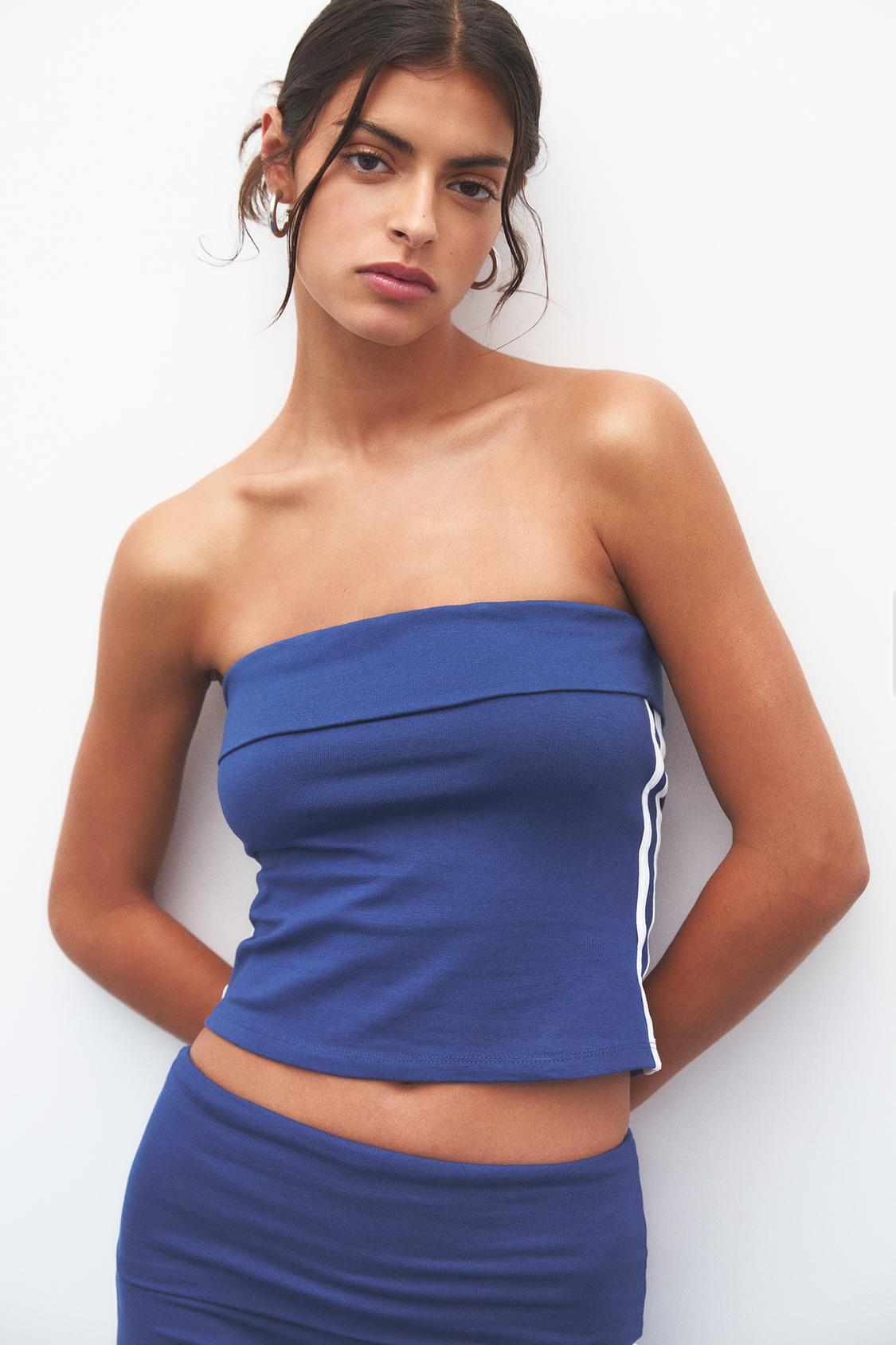 Bandeau-Top mit umgeschlagenem Ausschnitt - PULL&BEAR 