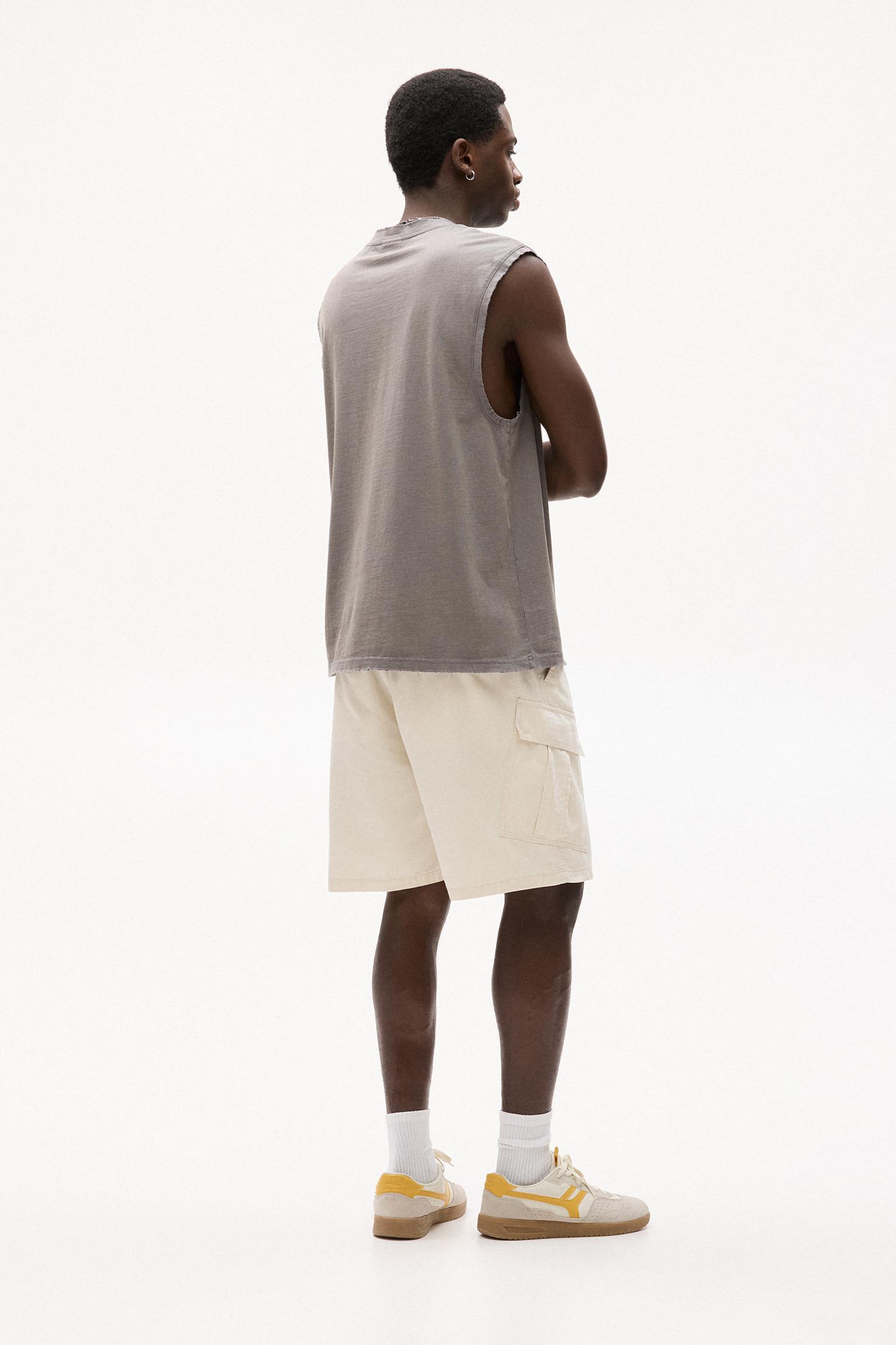 Cargo Bermuda shorts — Ecru