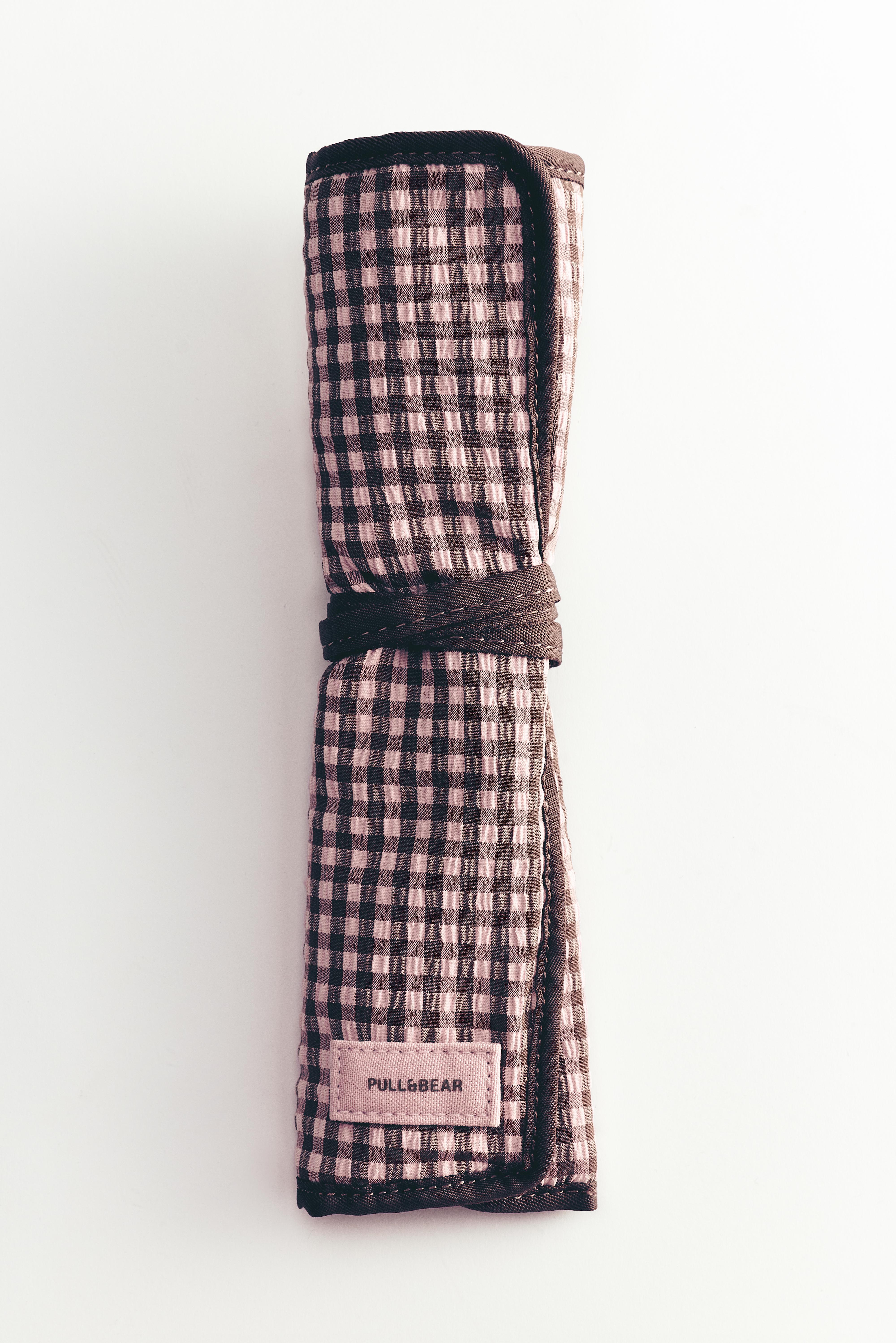 Gingham cutlery roll — Pink