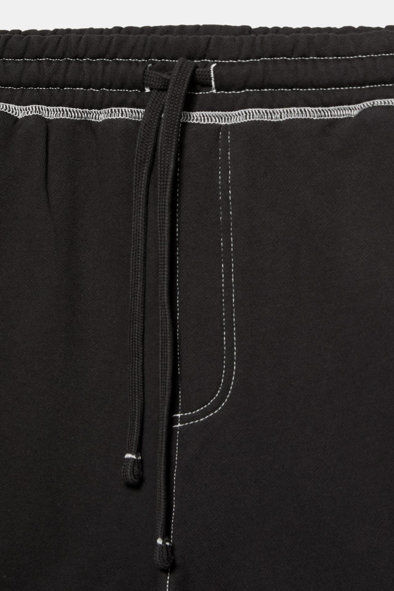 STWD jogger Bermuda shorts with seams — Black