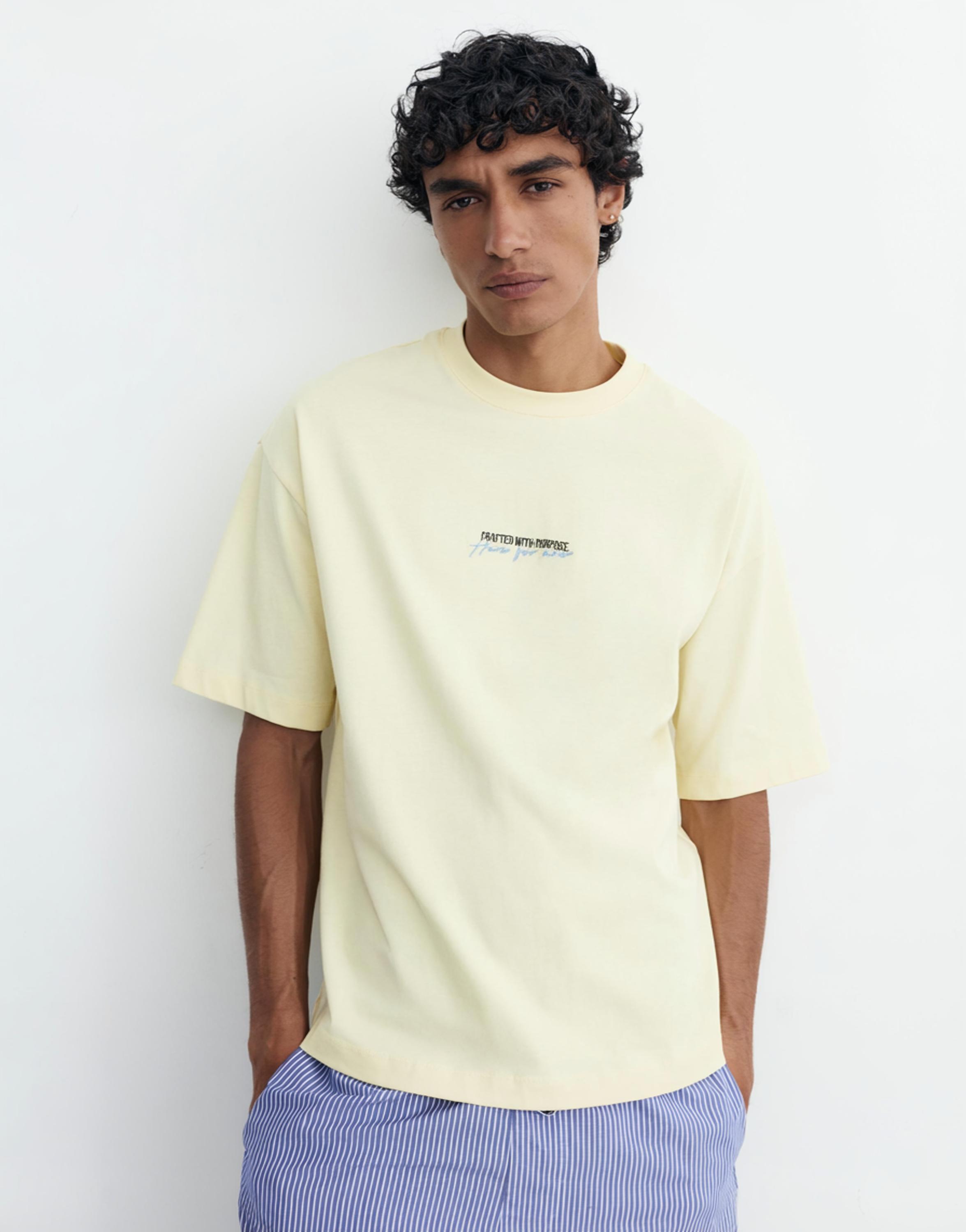 İşlemeli oversize tişört - Görsel 8