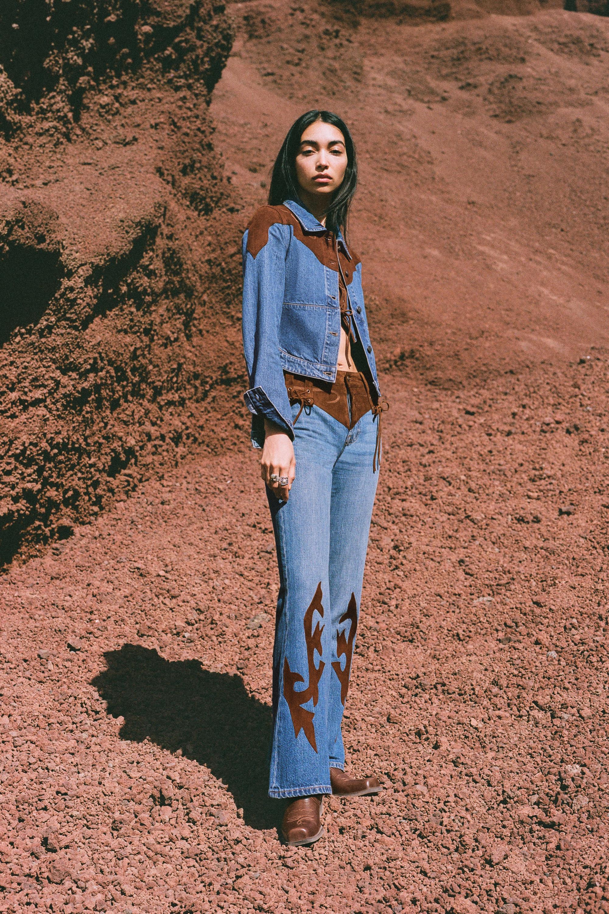 Fitted denim jacket Montserrat Messeguer | Pull&Bear United Kingdom