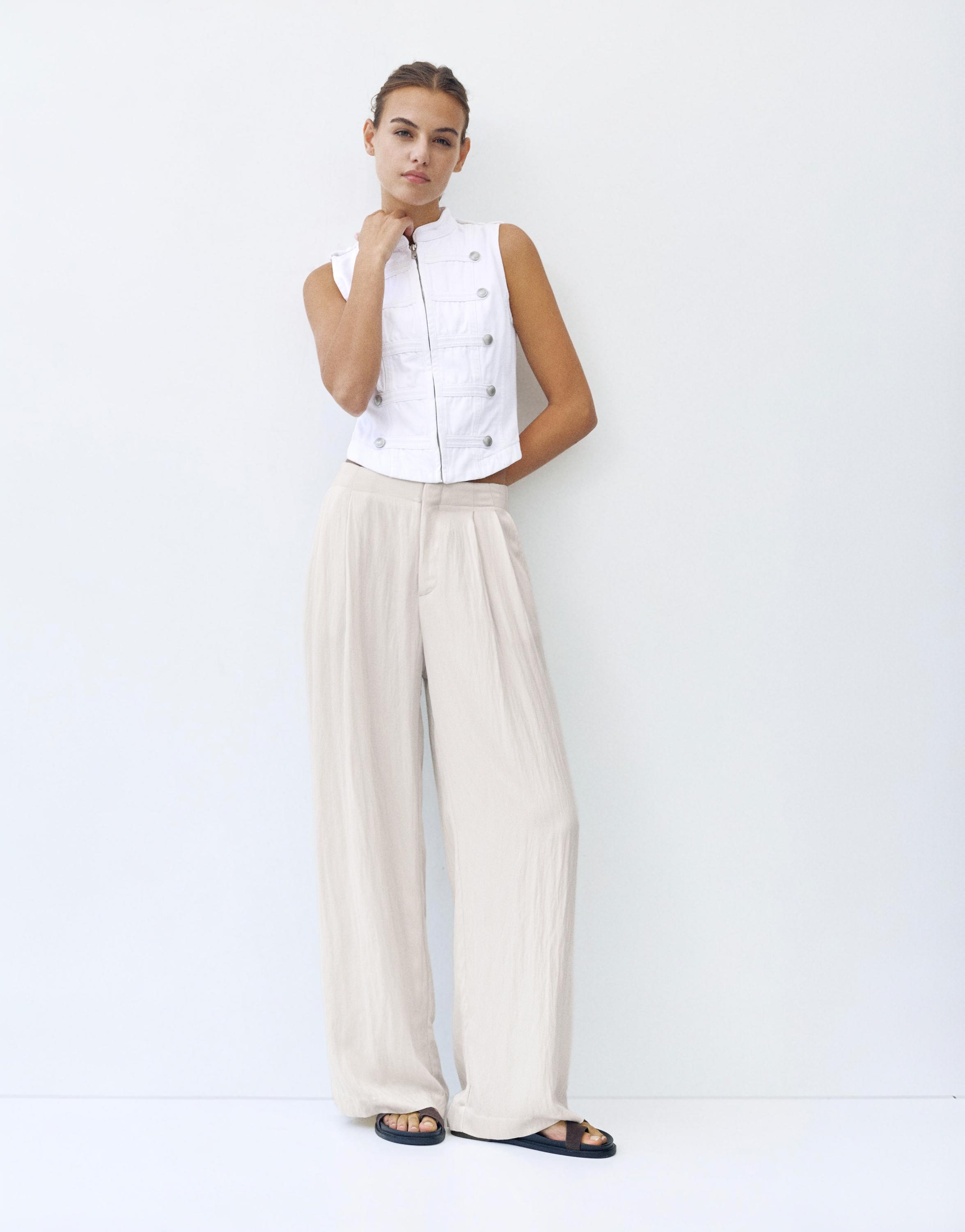 Darted smart trousers — Ecru