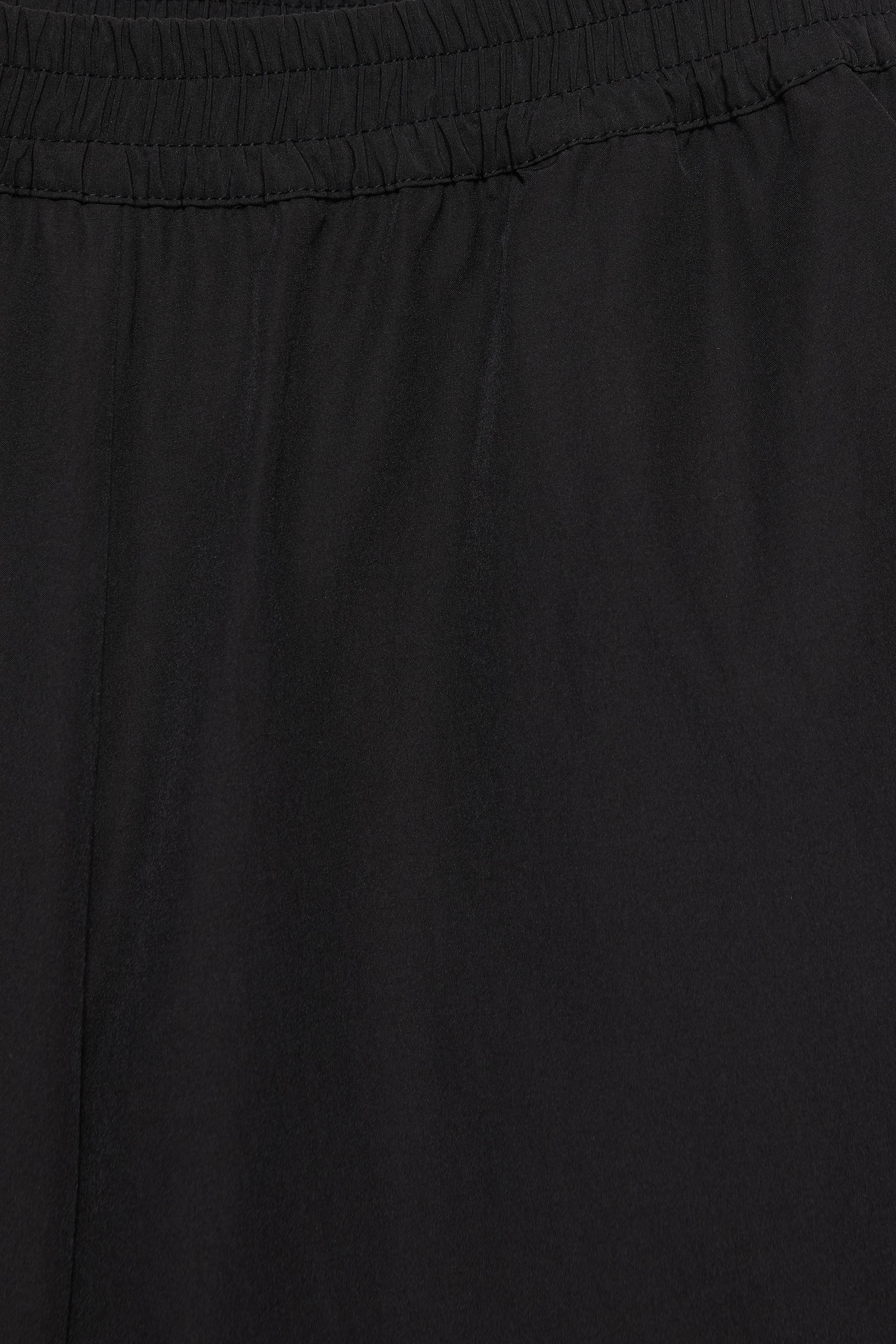 Black Bermuda shorts with elasticated waistband — Black