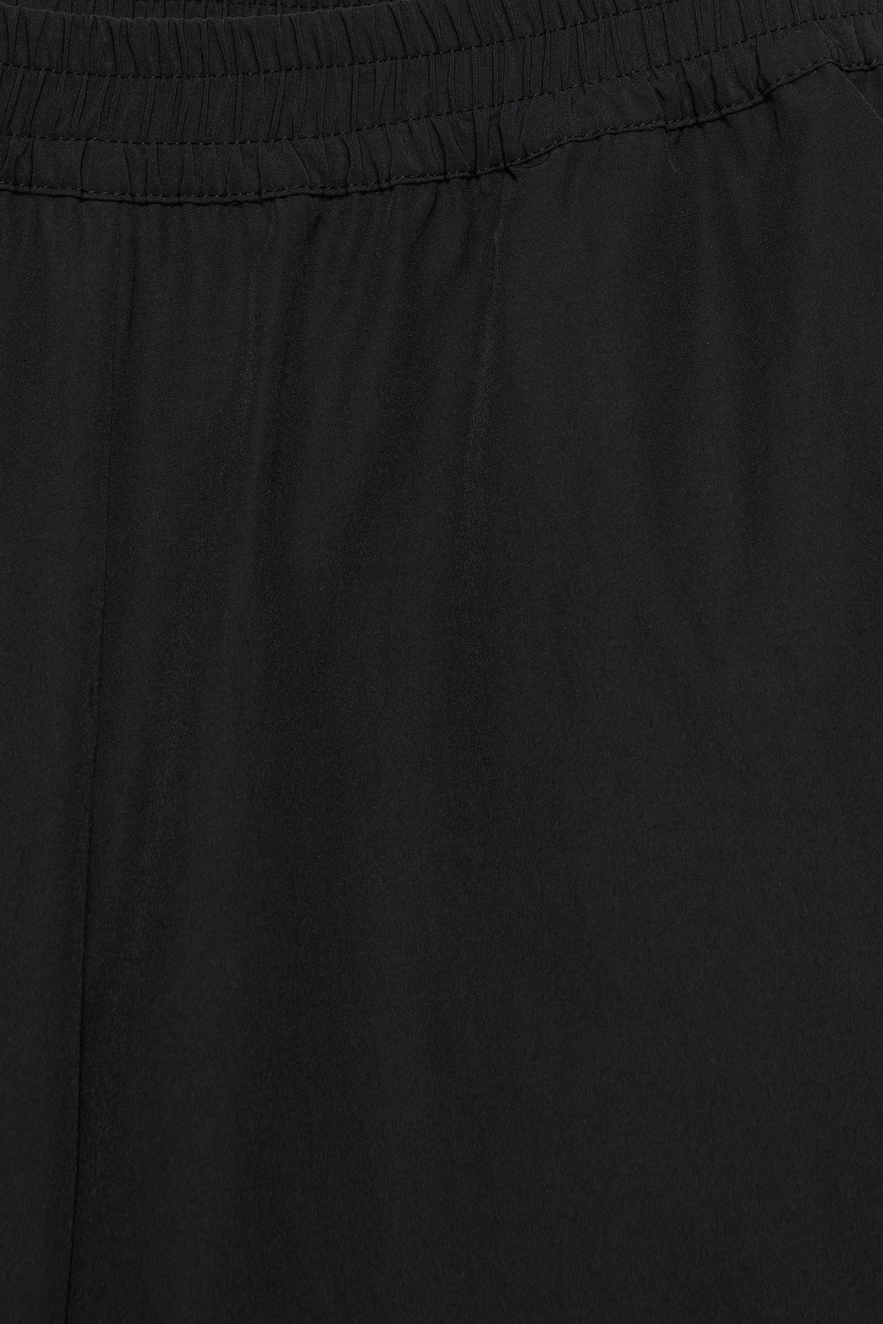 Black Bermuda shorts with elasticated waistband — Black