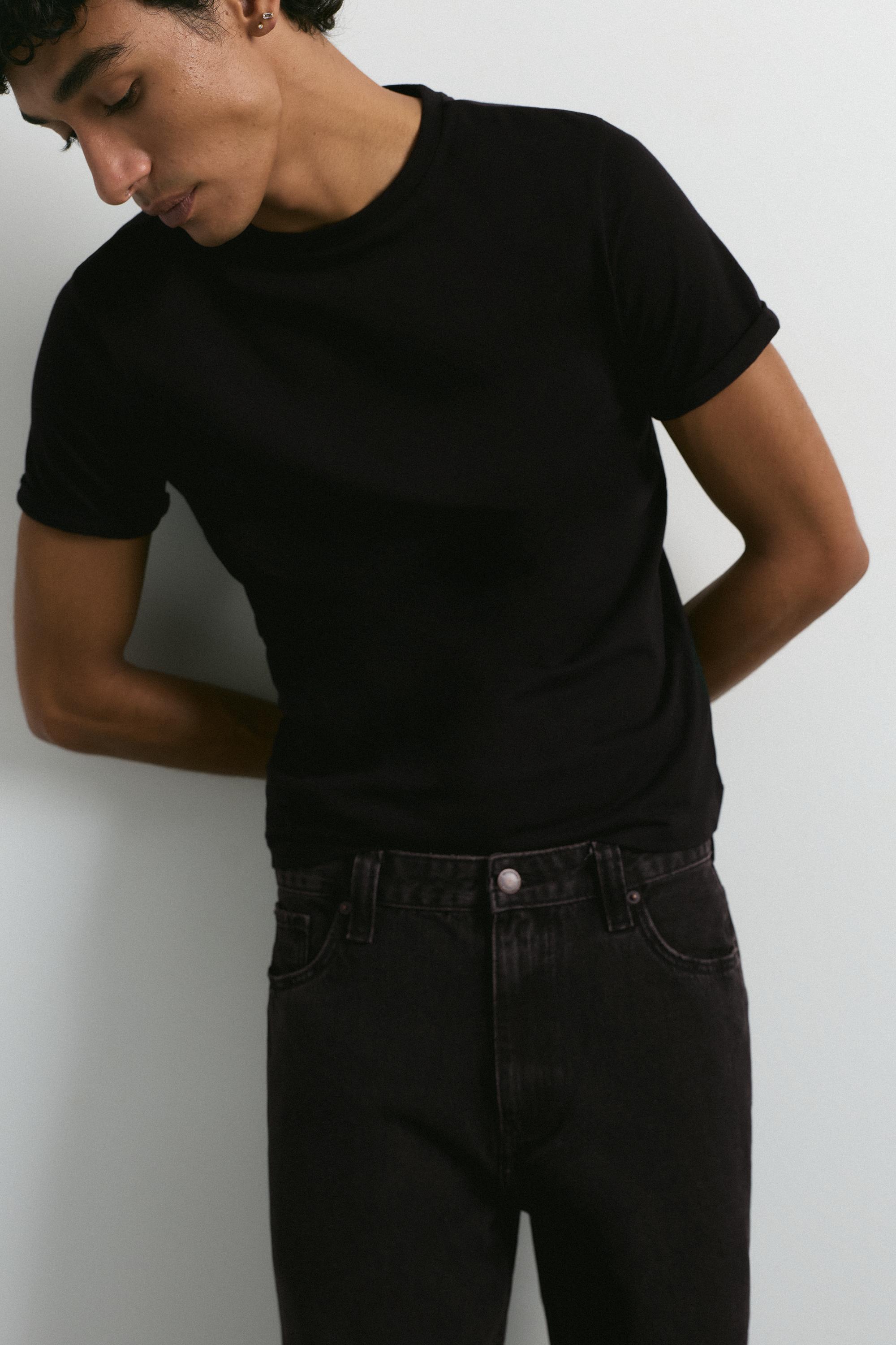 Standard jeans — Faded black