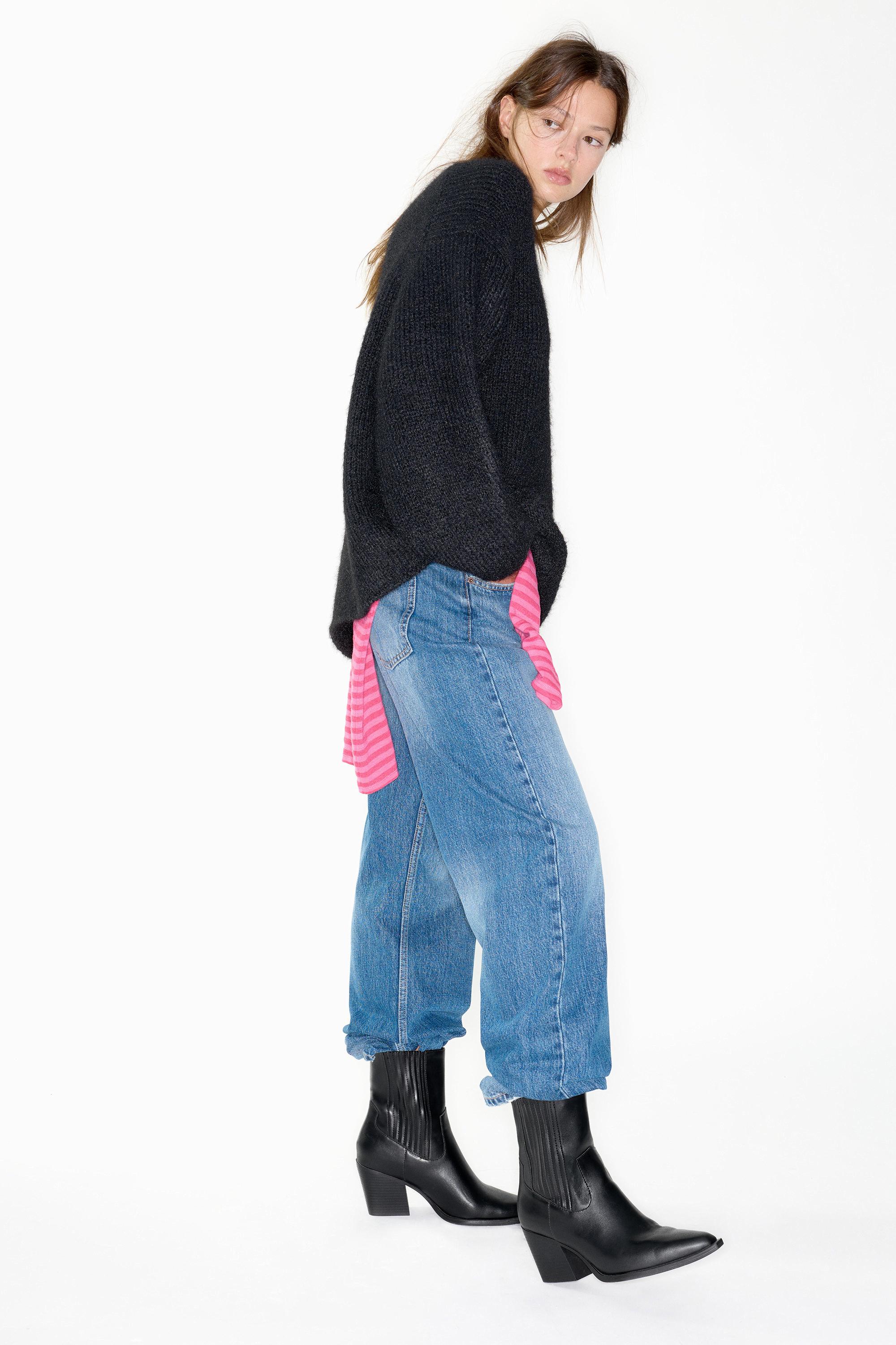 Absatzstiefeletten Im Cowboylook