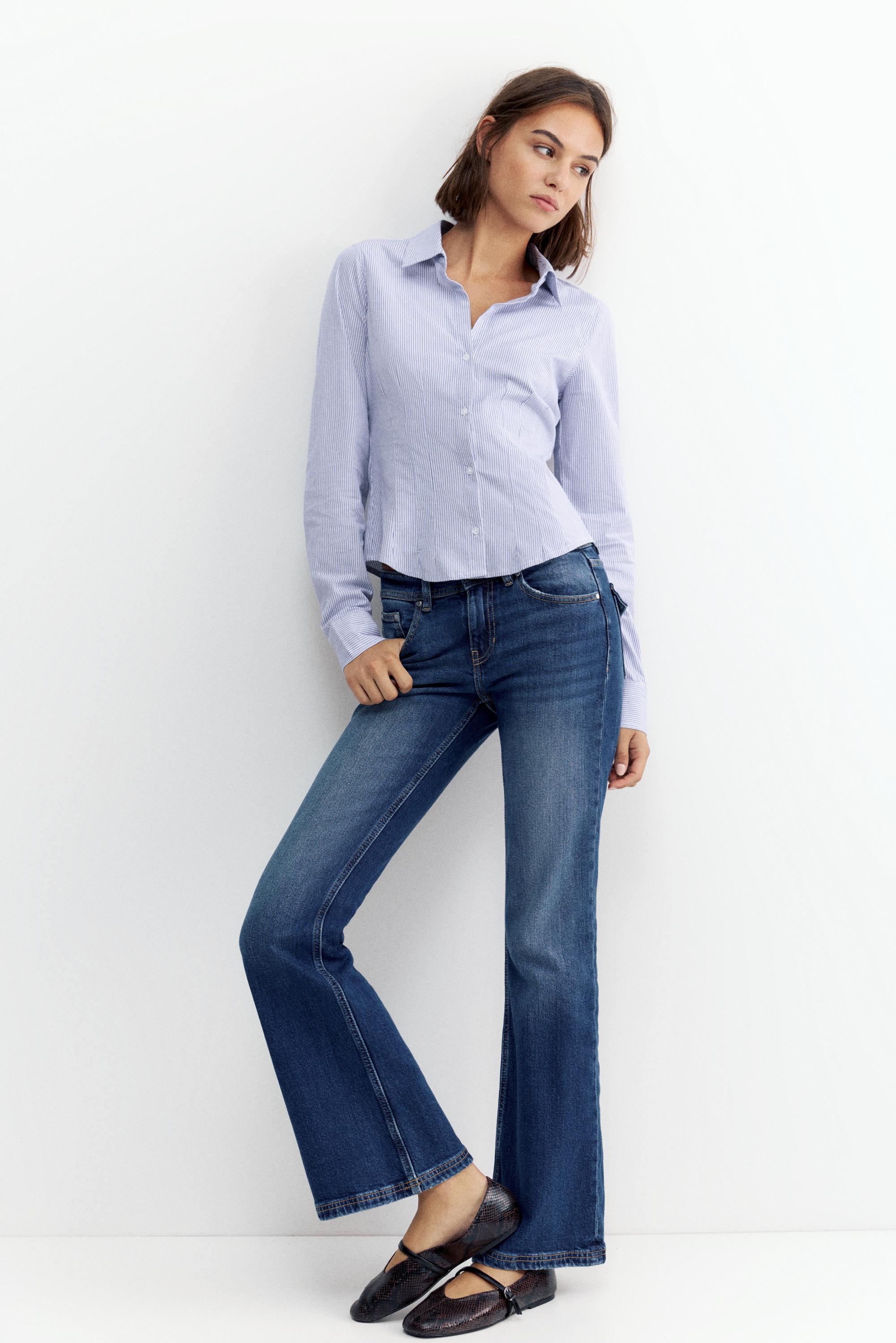 Fitted wide-cuff shirt — Blue/White