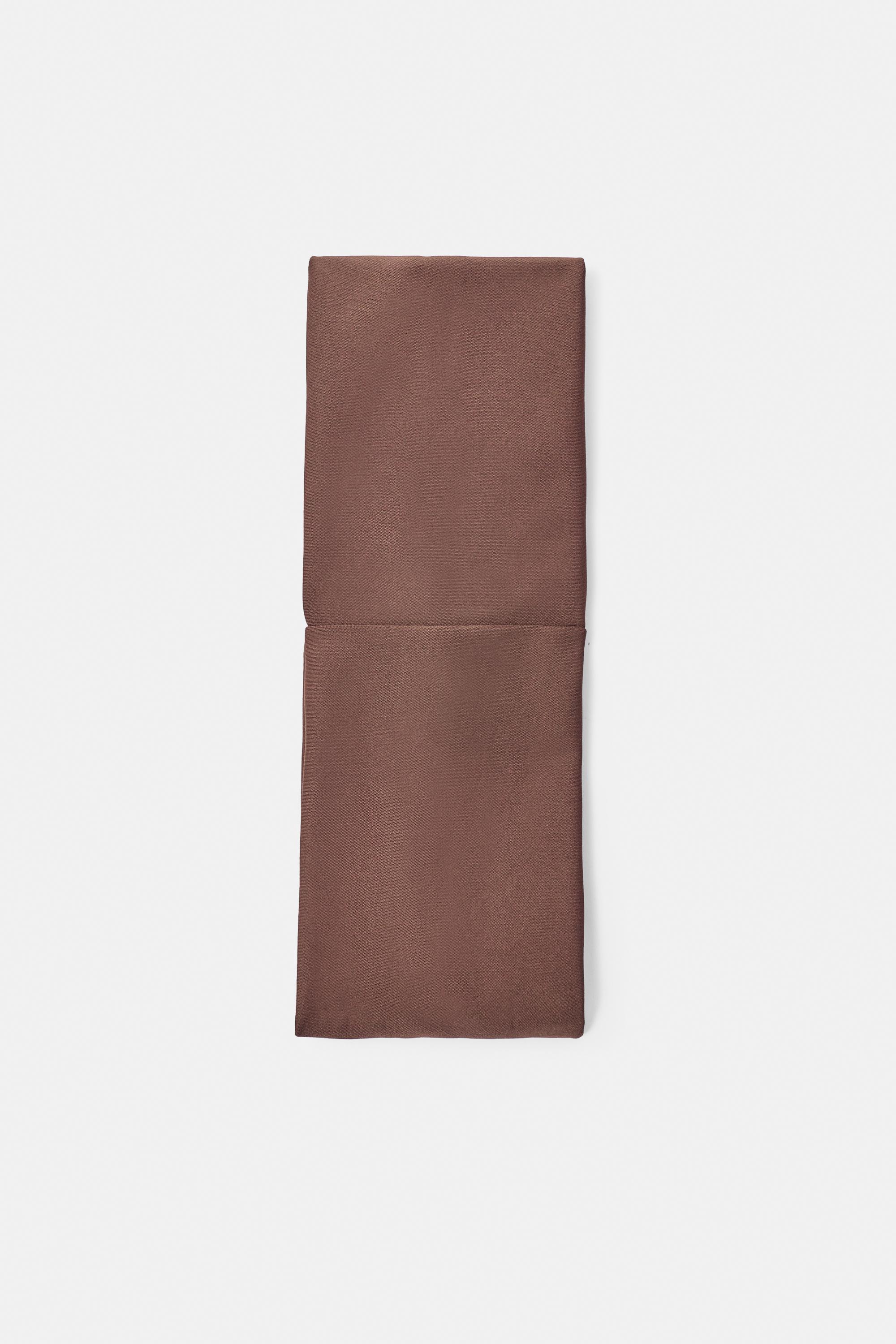 Elastic headband with buttons — Brown (alternate view)