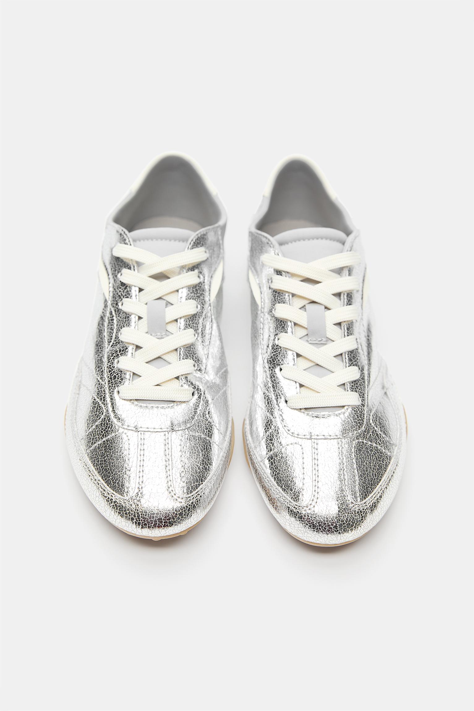 Metallic trainers — Silver