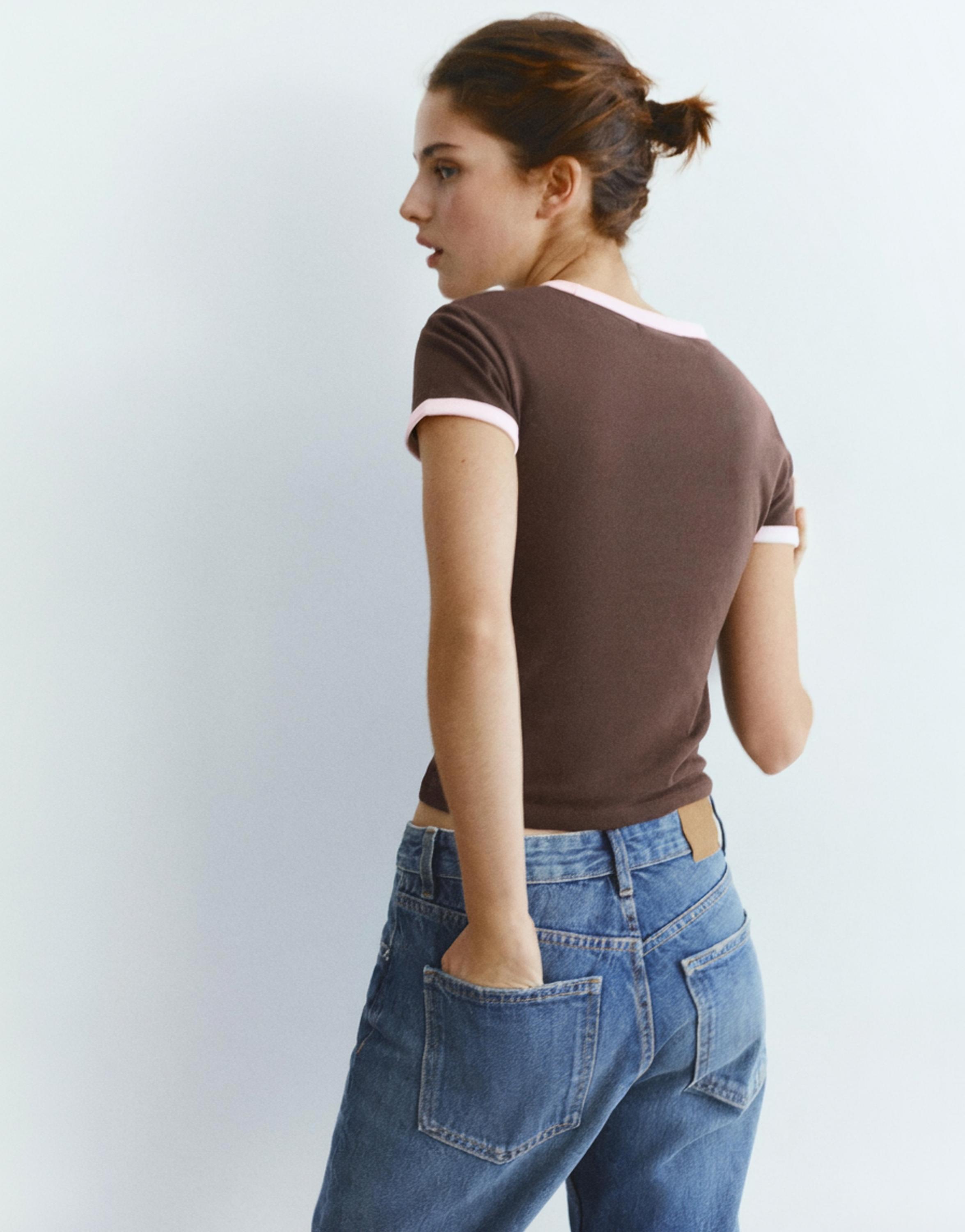 Short sleeve ribbed T-shirt — Brown
