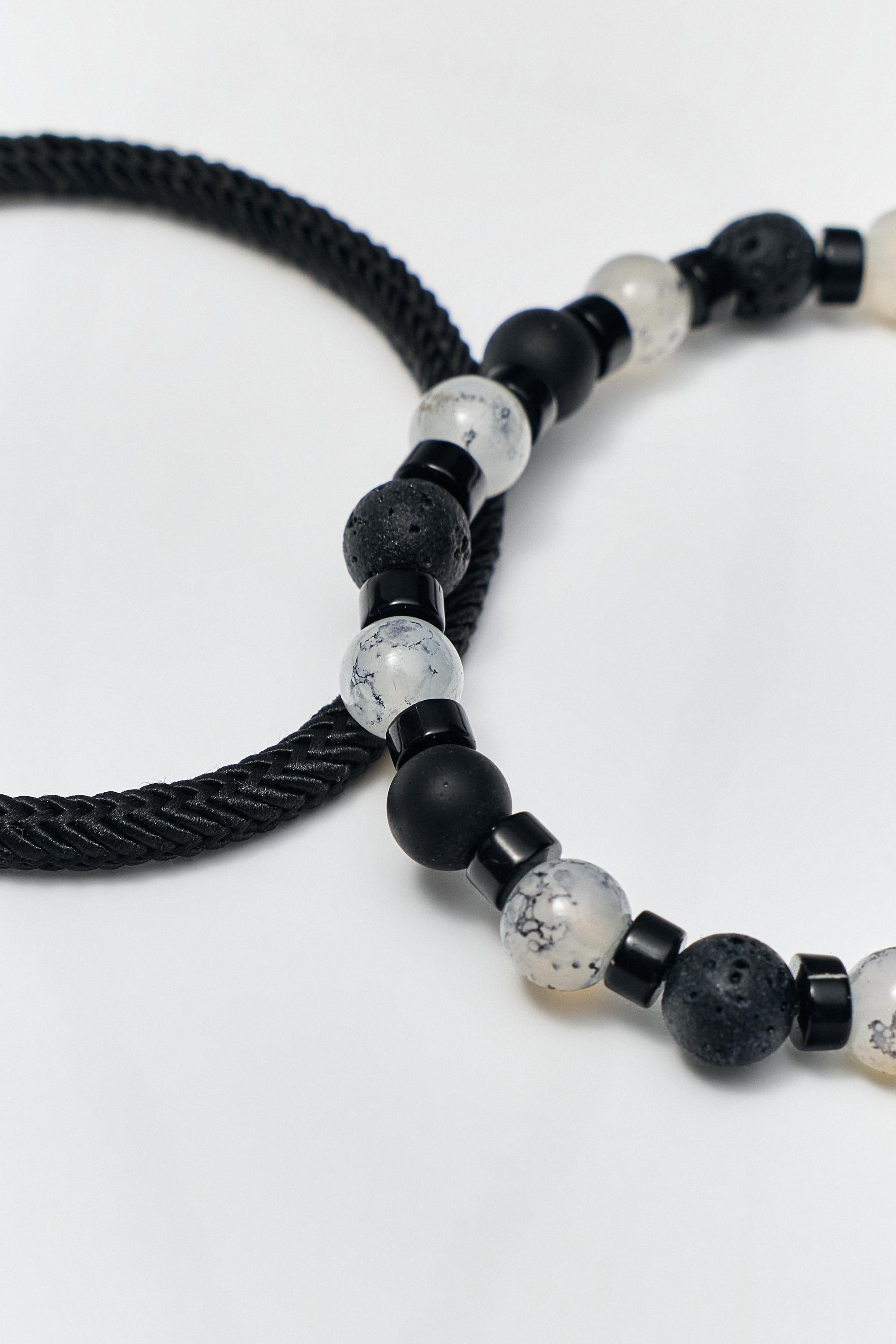 4-pack of beaded bracelets — Others