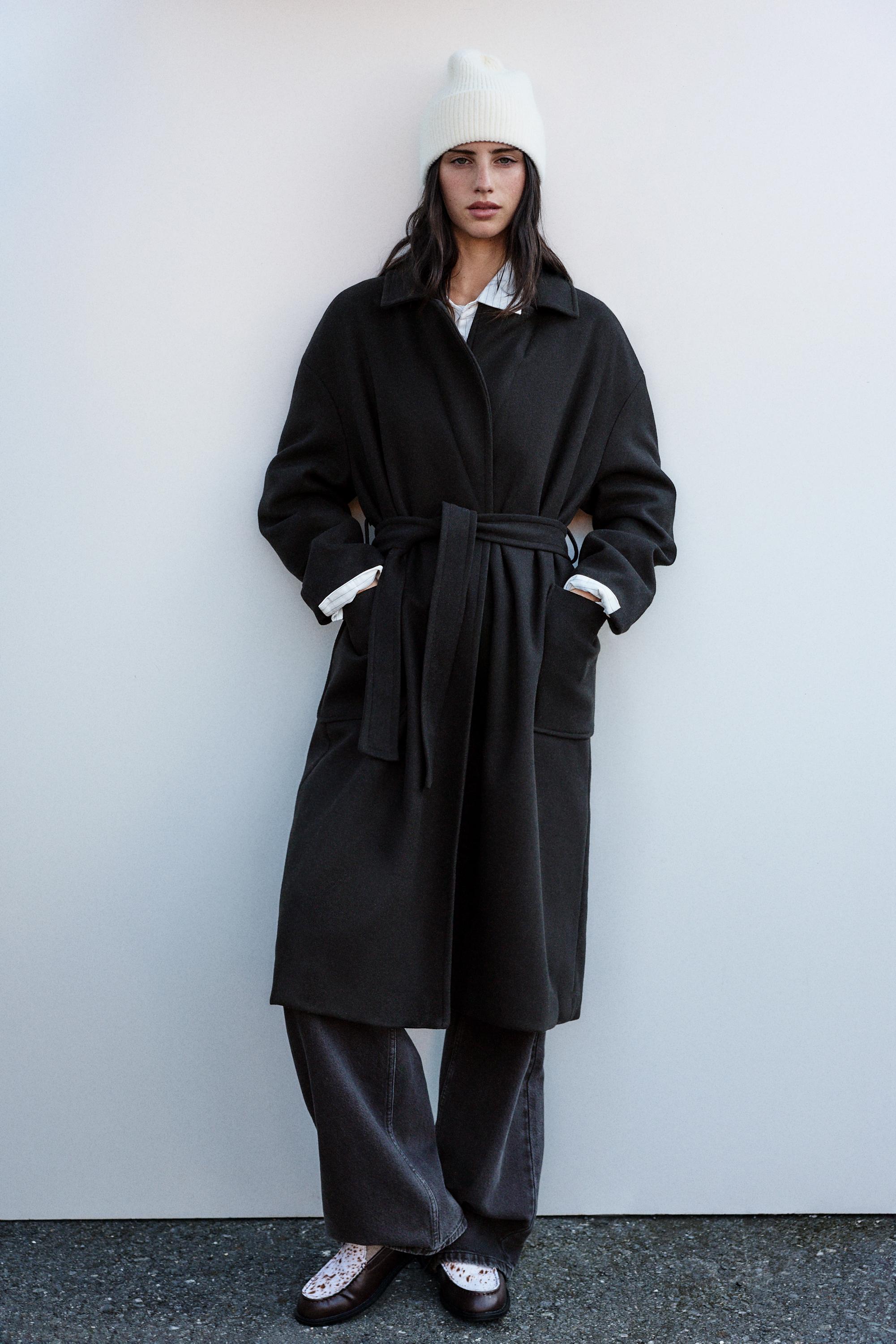 Long felt coat with belt — Black