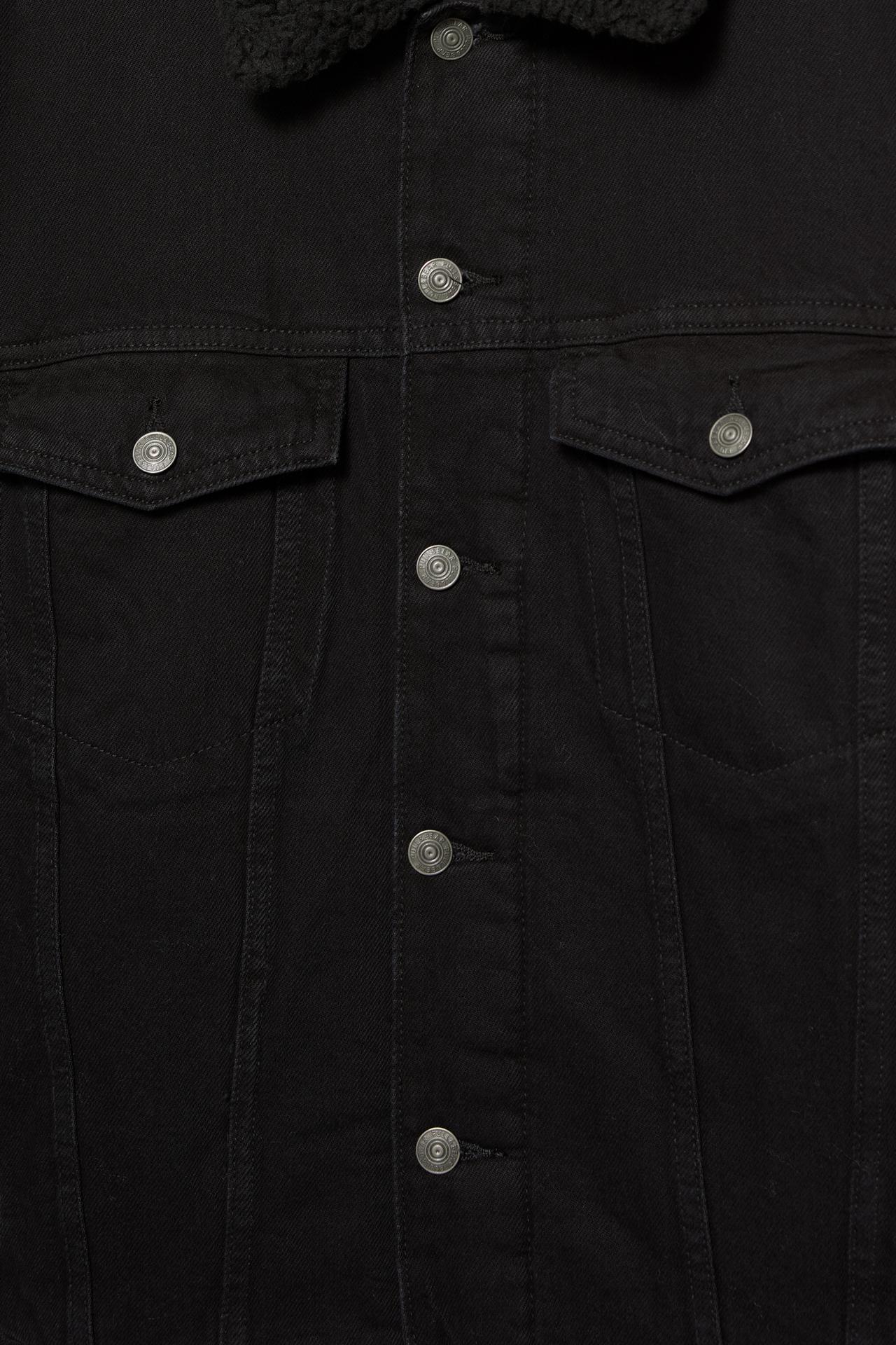 Denim jacket with faux shearling collar — Faded black