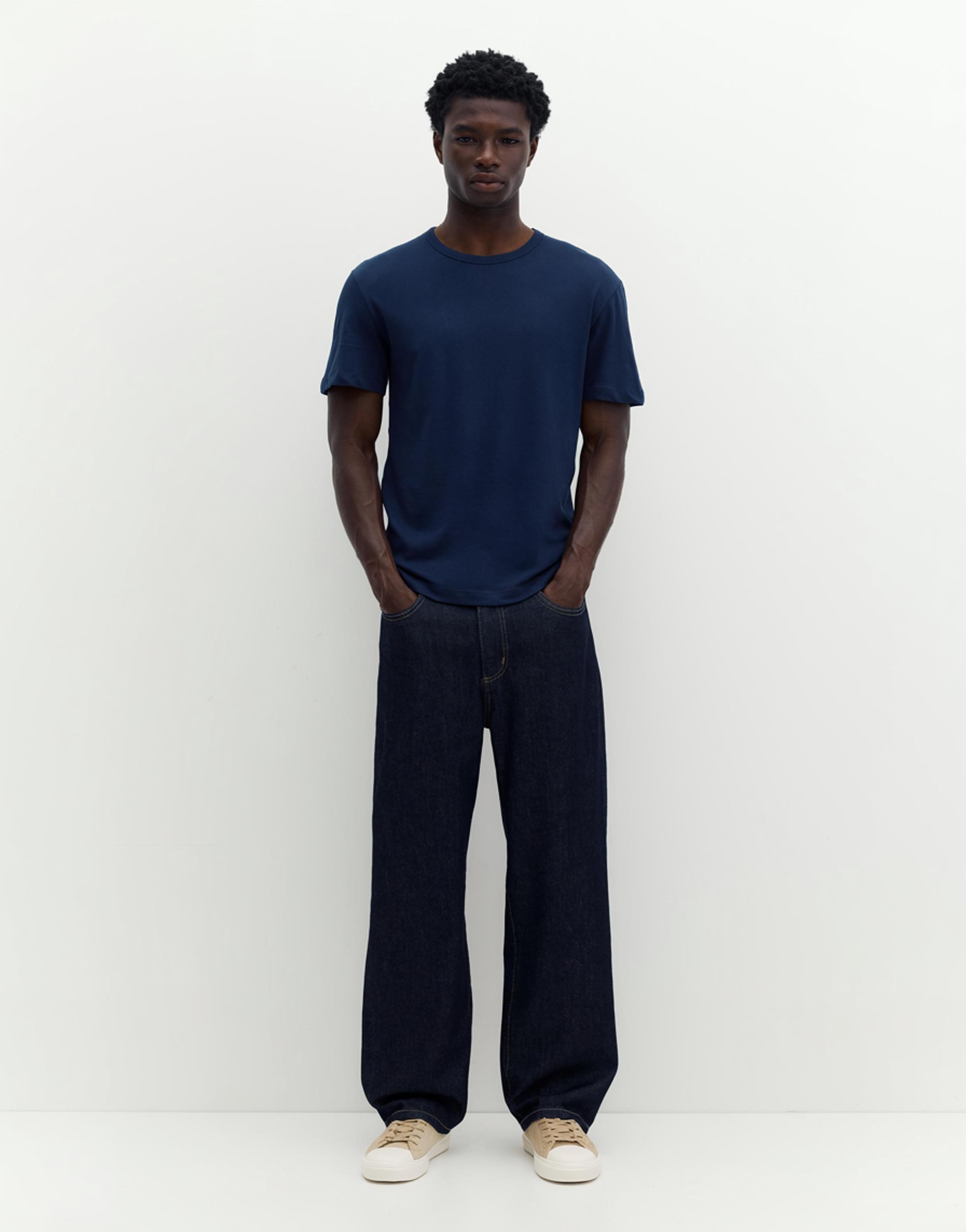 Slim fit basic T-shirt — Navy
