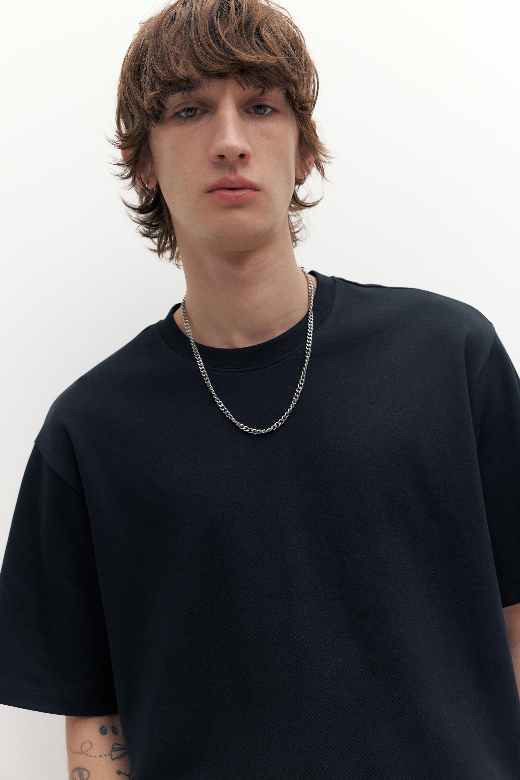 Boxy T-shirt — Black