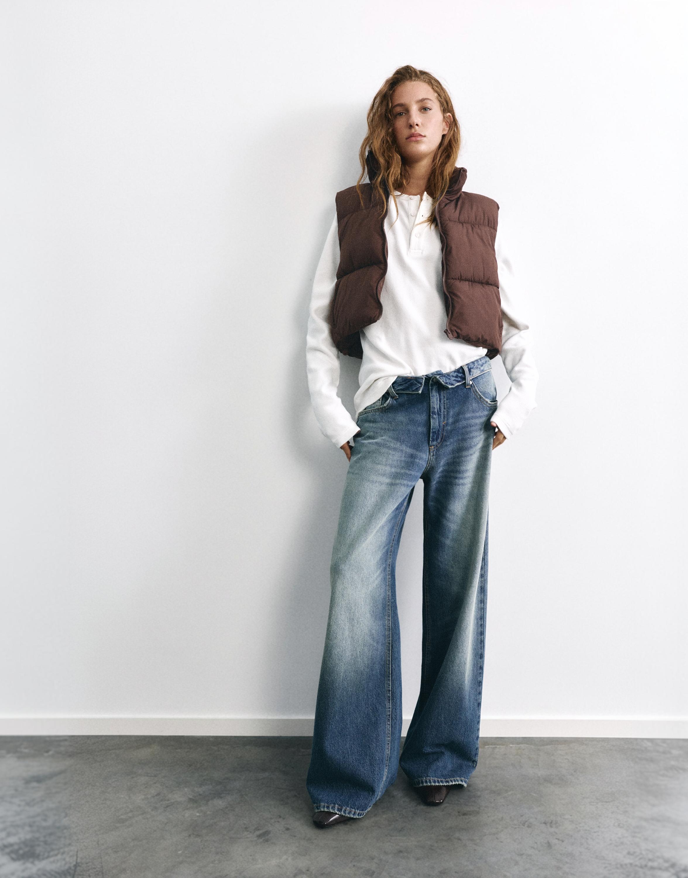 Padded gilet — Brown