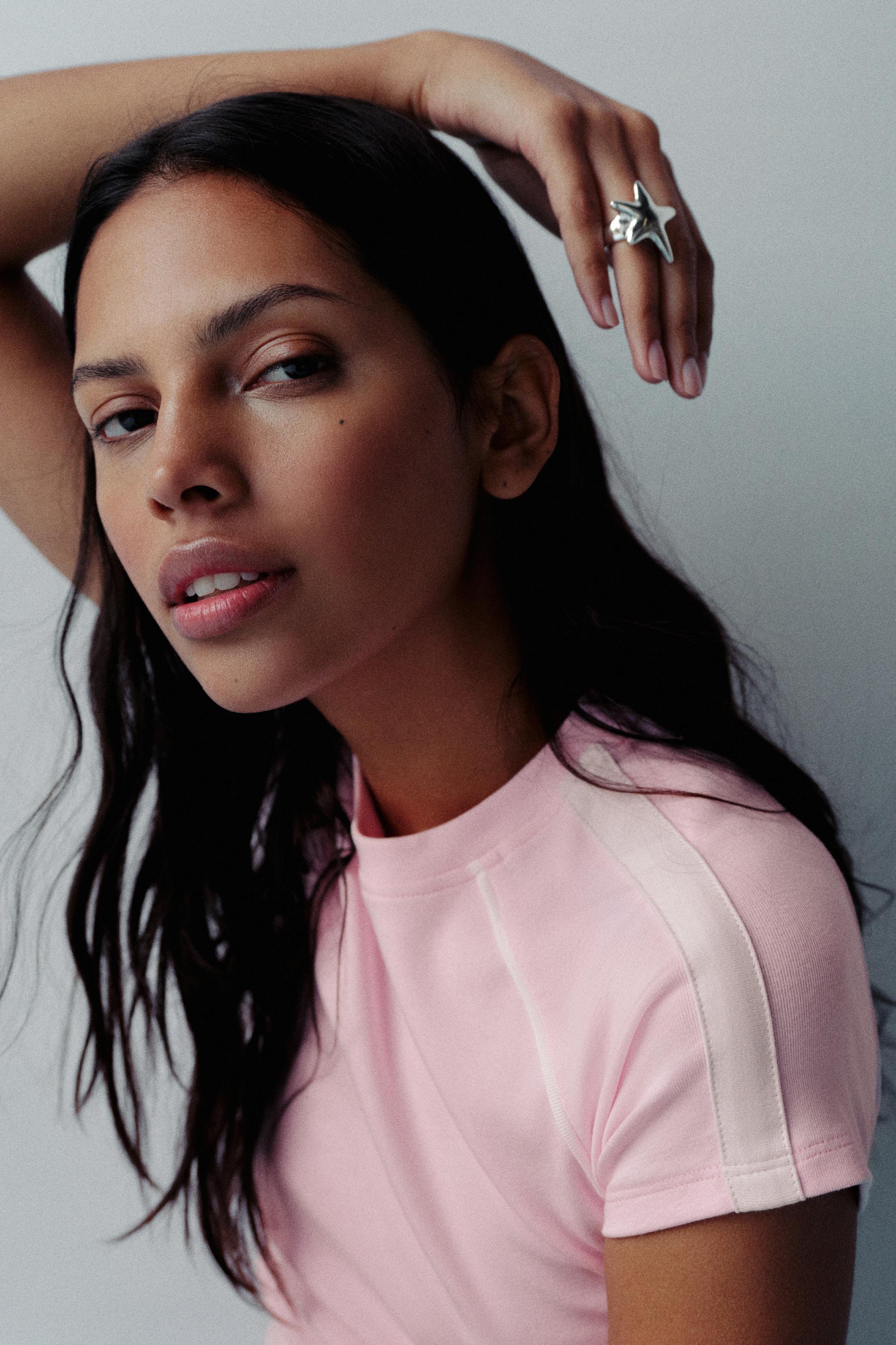 Short sleeve T-shirt with trims — Pink