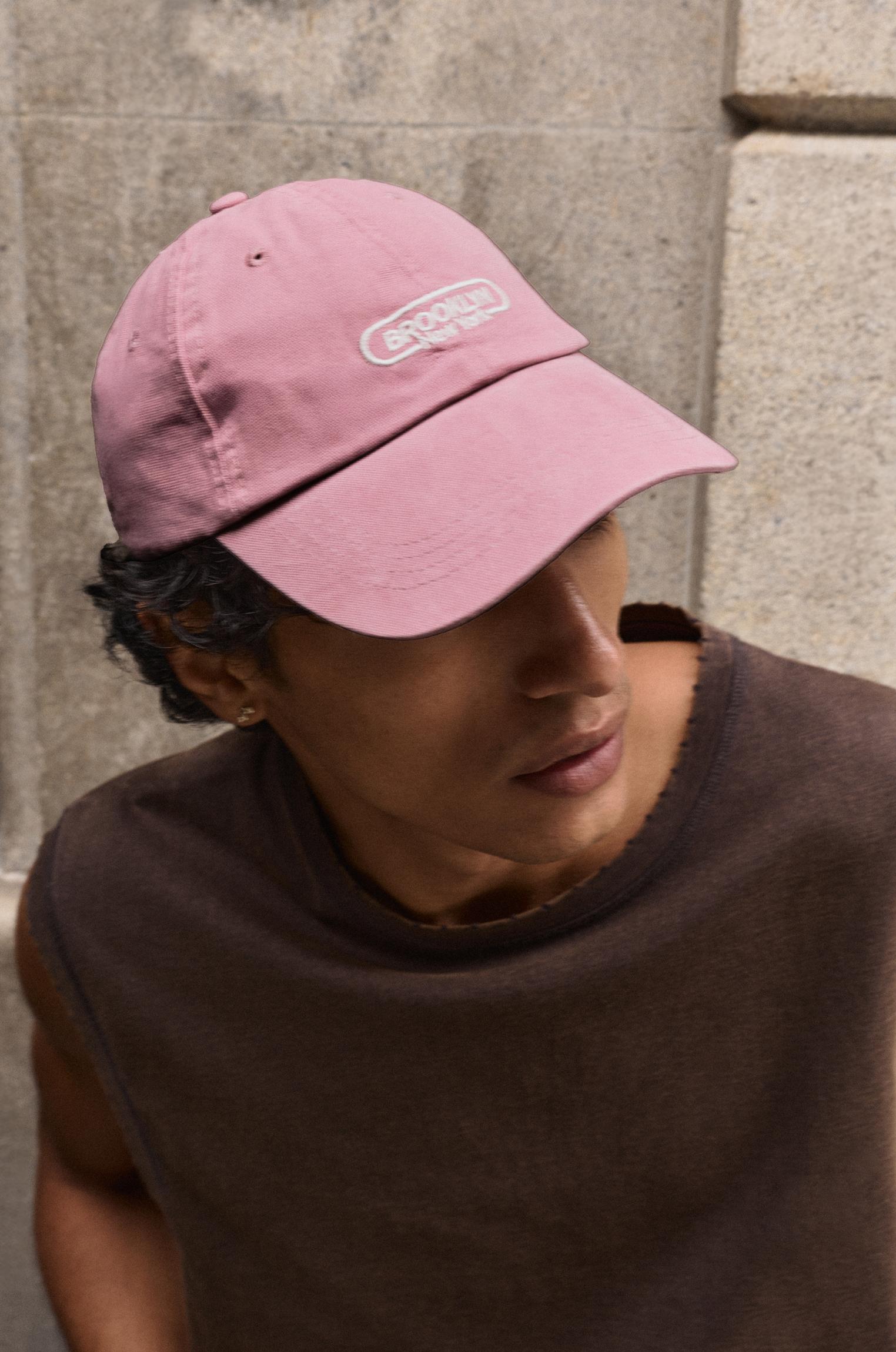 Embroidered Brooklyn cap — Pink