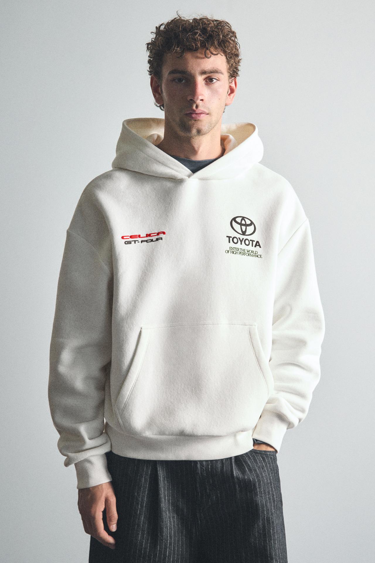 Toyota hoodie — Off white