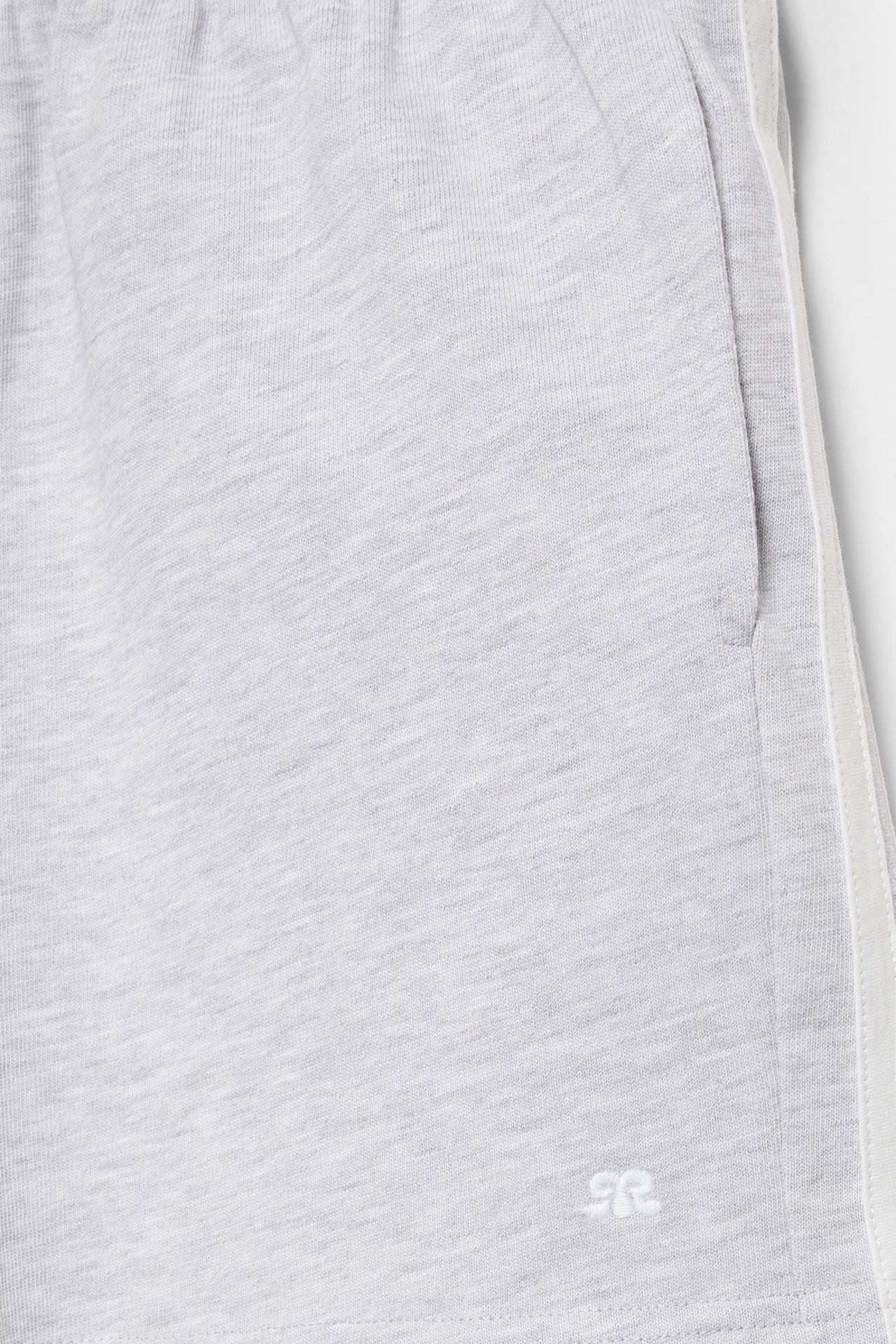 Sports shorts with side stripes — Grey marl