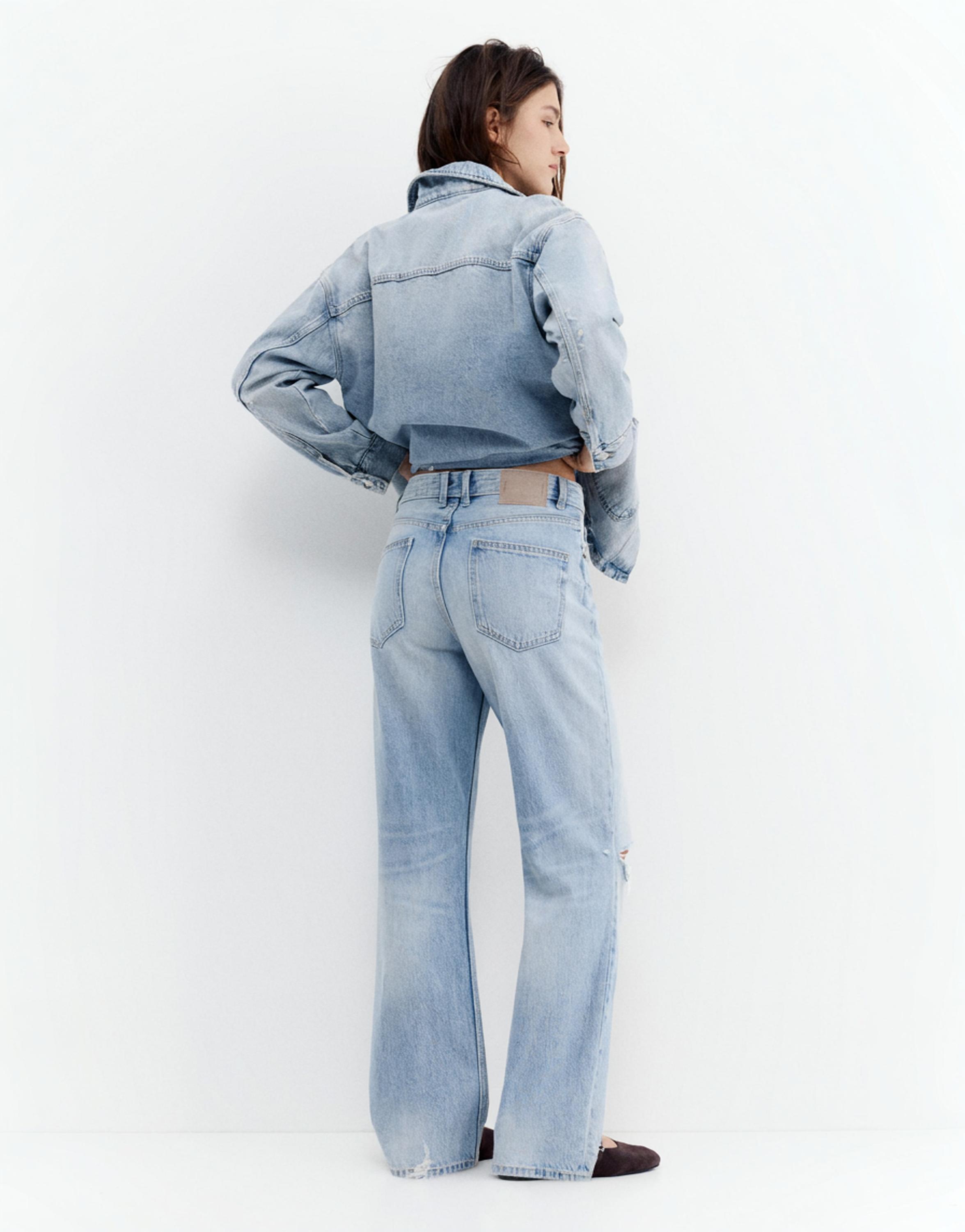 Ripped boyfriend jeans — Pale blue