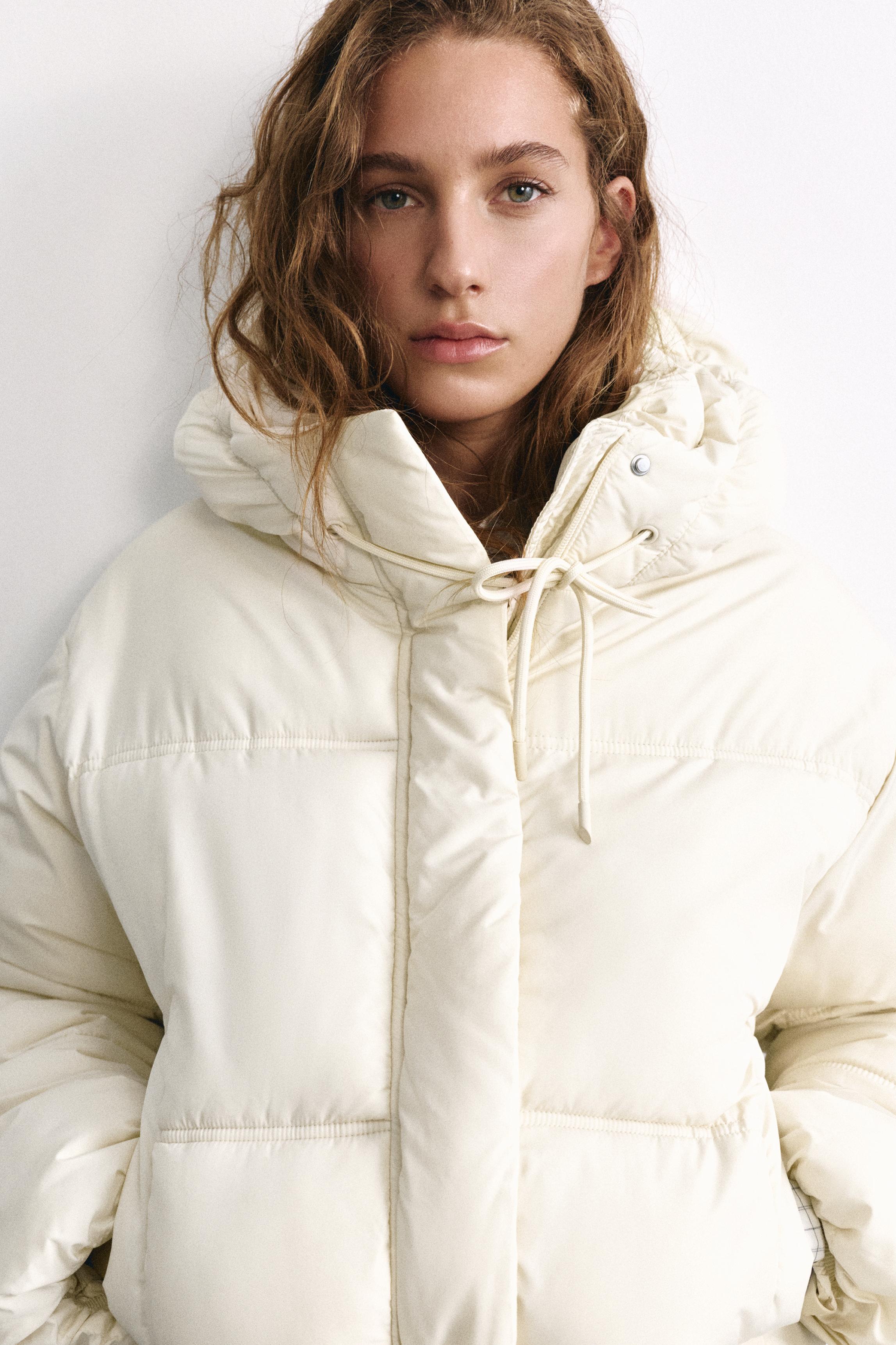 Cropped puffer jacket — Ecru