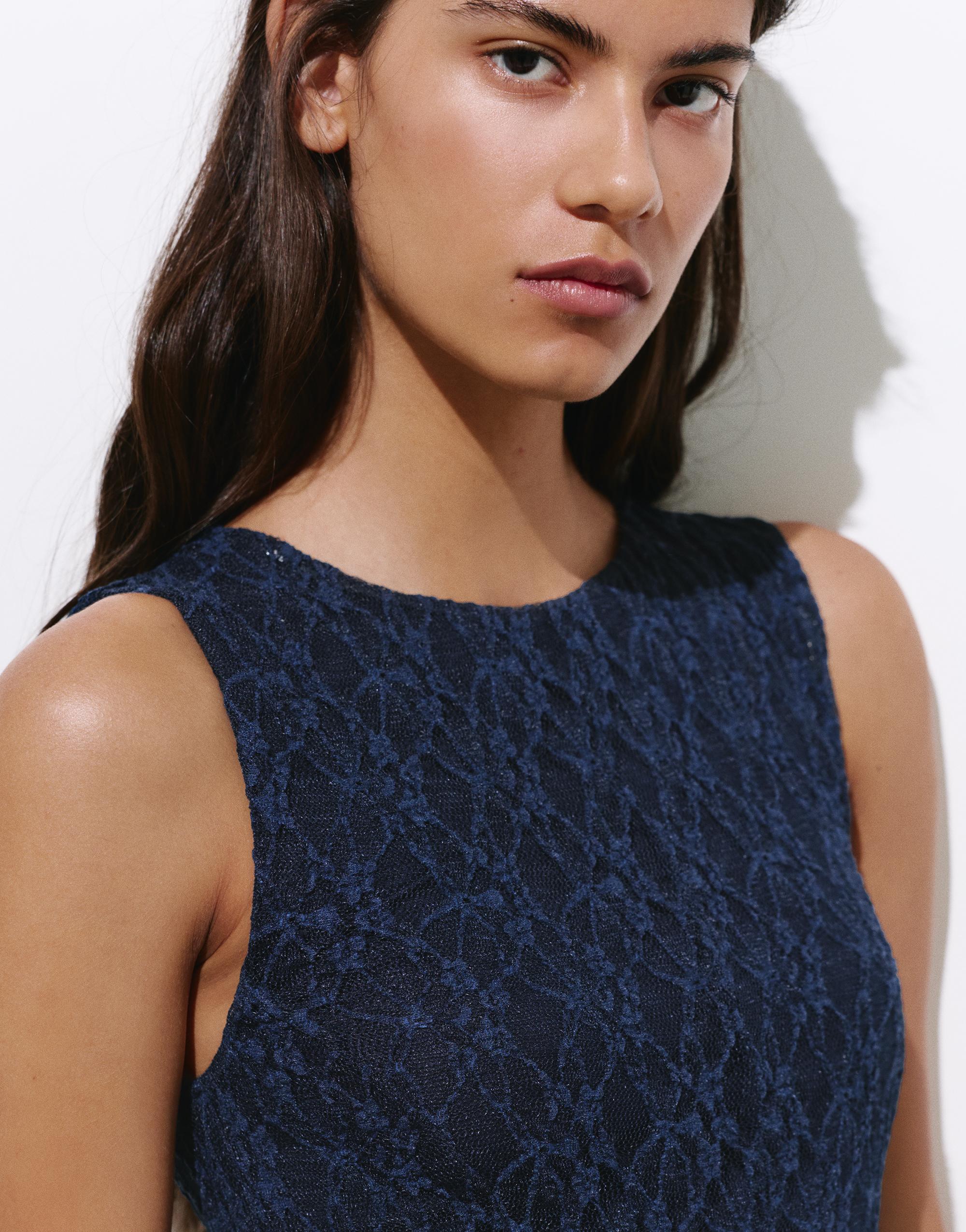 Fitted lace midi dress — Navy