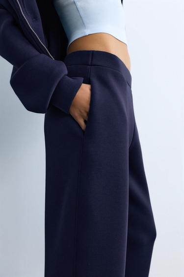 Neoprene-effect barrel trousers — Navy 3