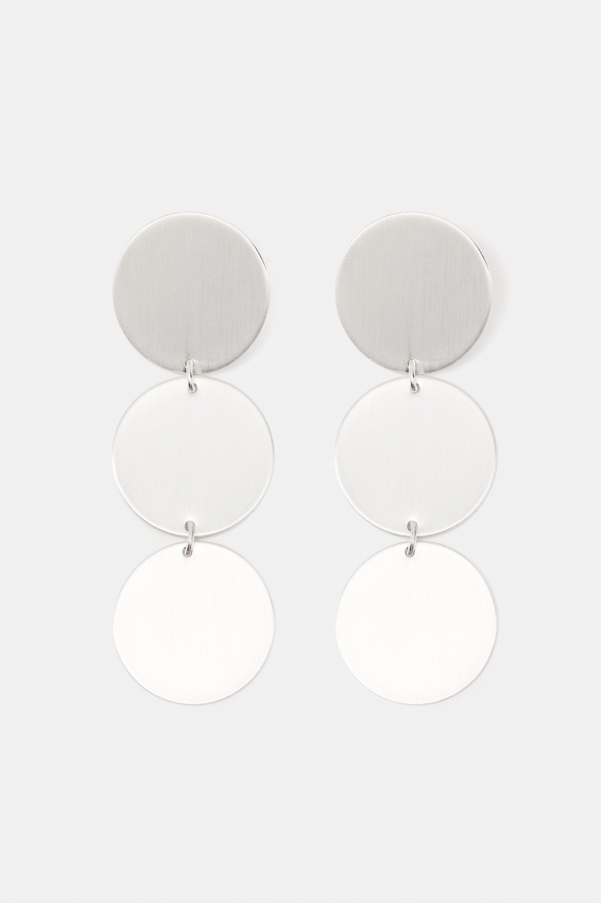 Circle earrings — Silver