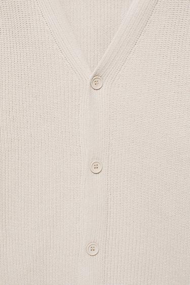 Buttoned cardigan — Sand 8