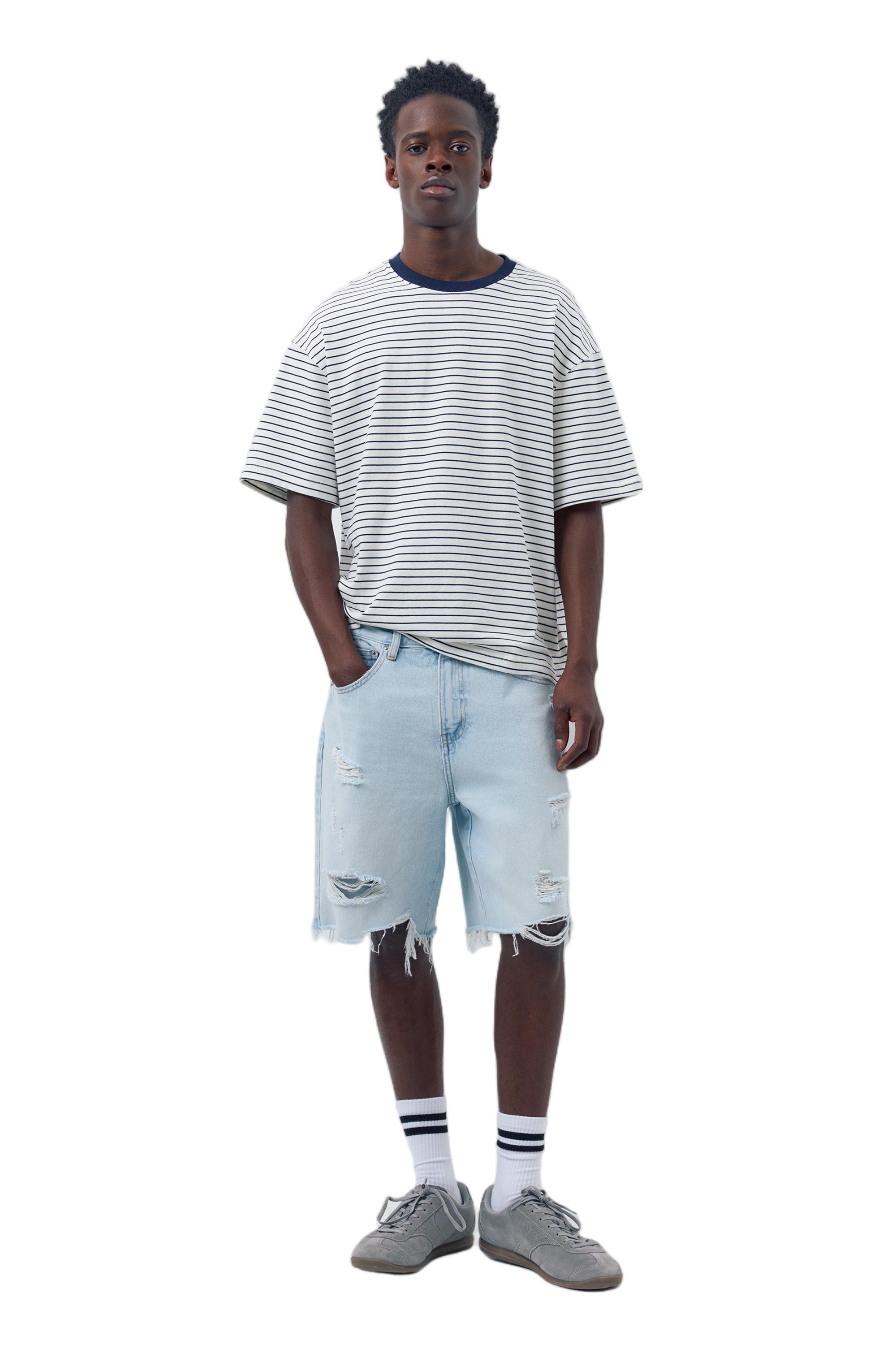 Straight-leg denim Bermuda shorts — Pale blue