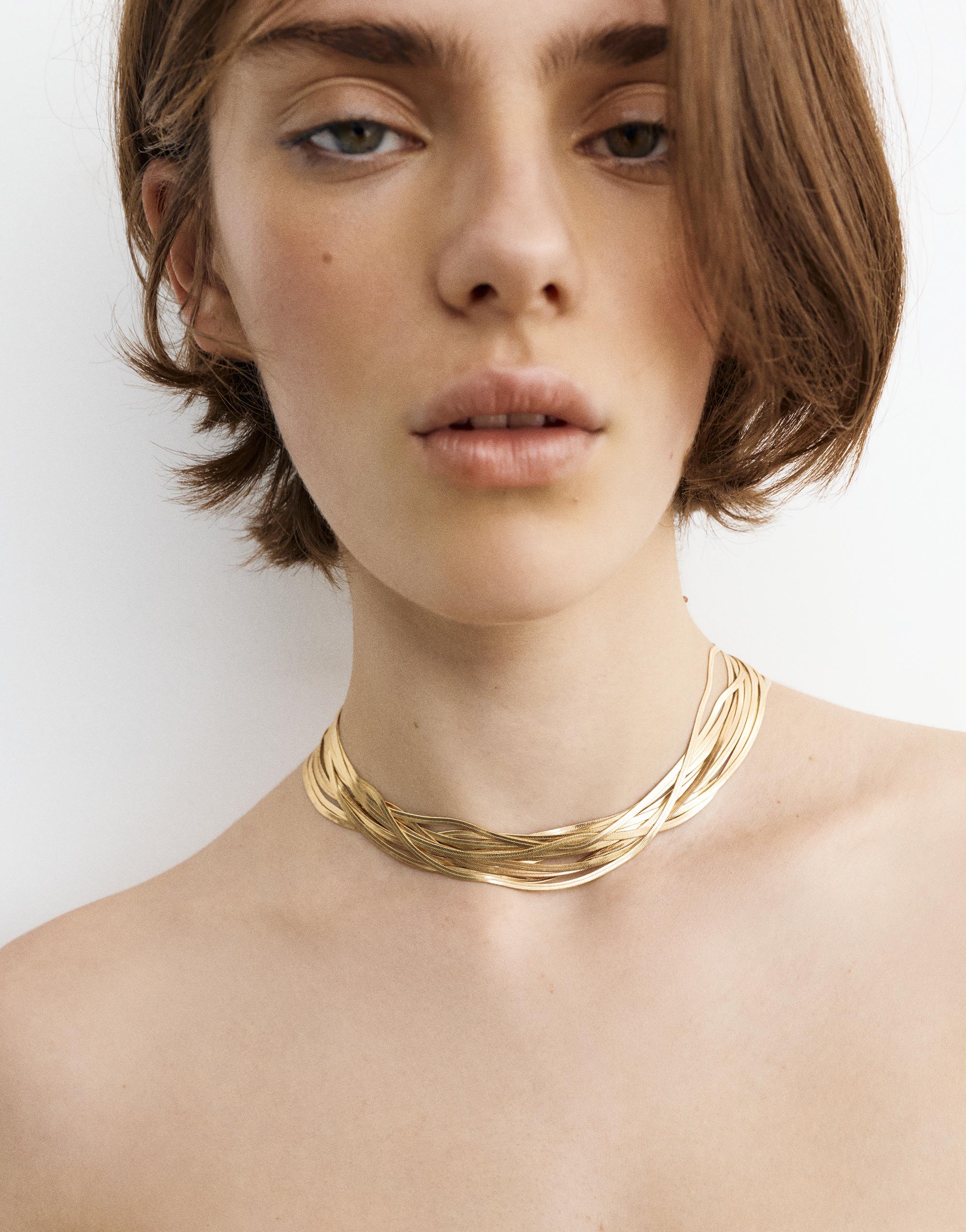 Multi-strand necklace — Gold