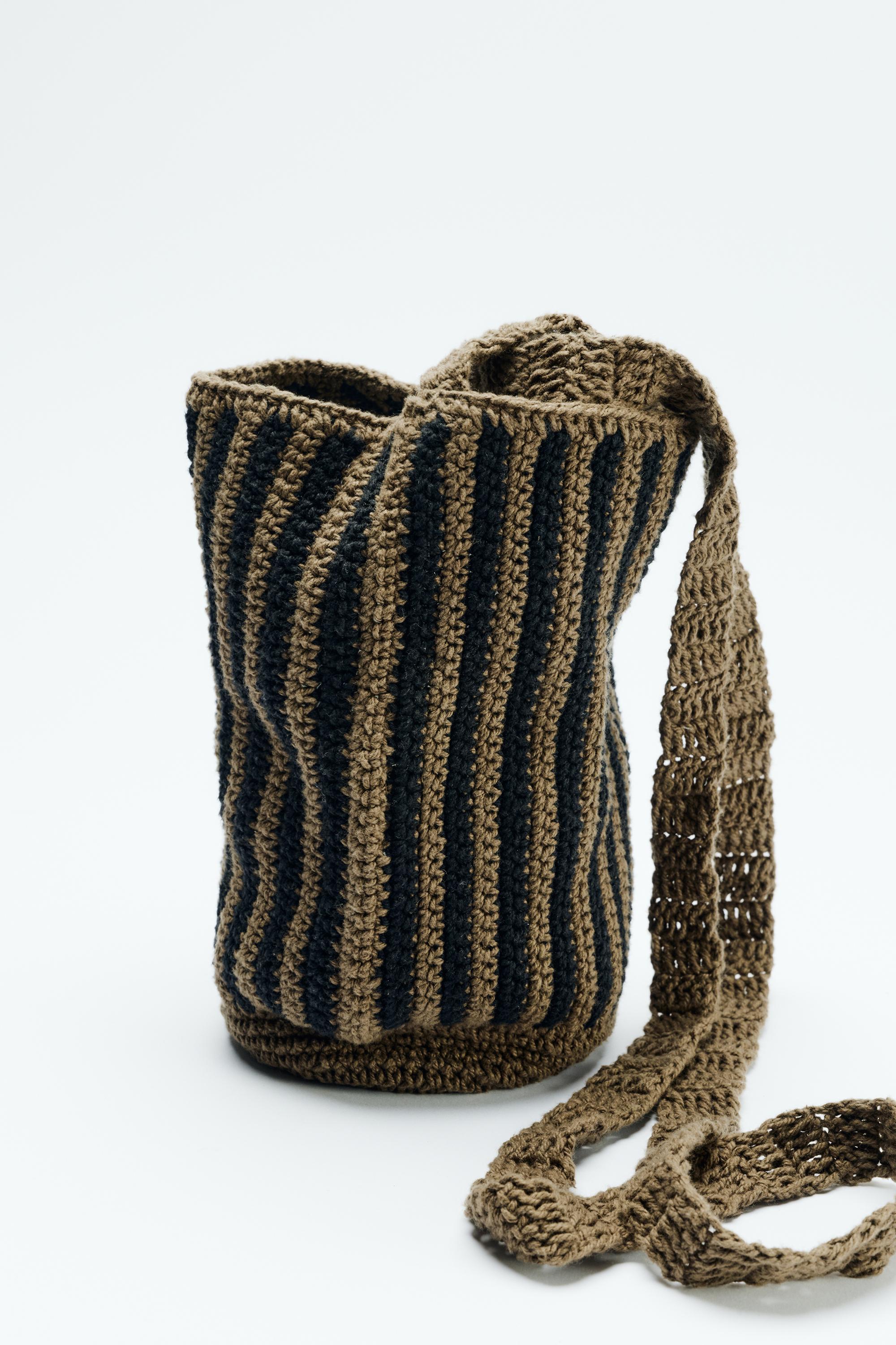 Crochet stripe crossbody bag — Green