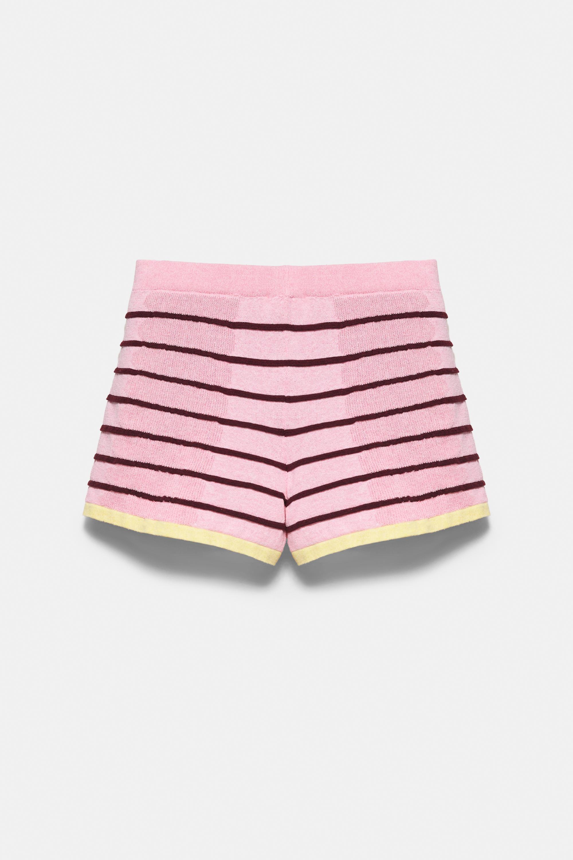 Striped knit shorts — Pink