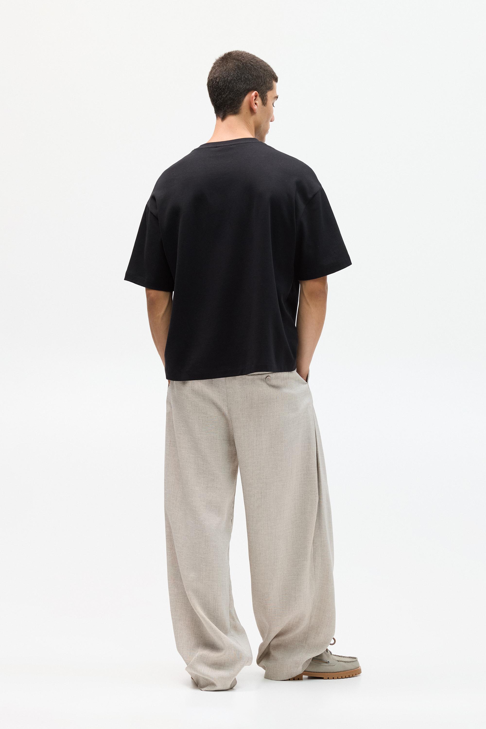 Heavy weight T-shirt — Black