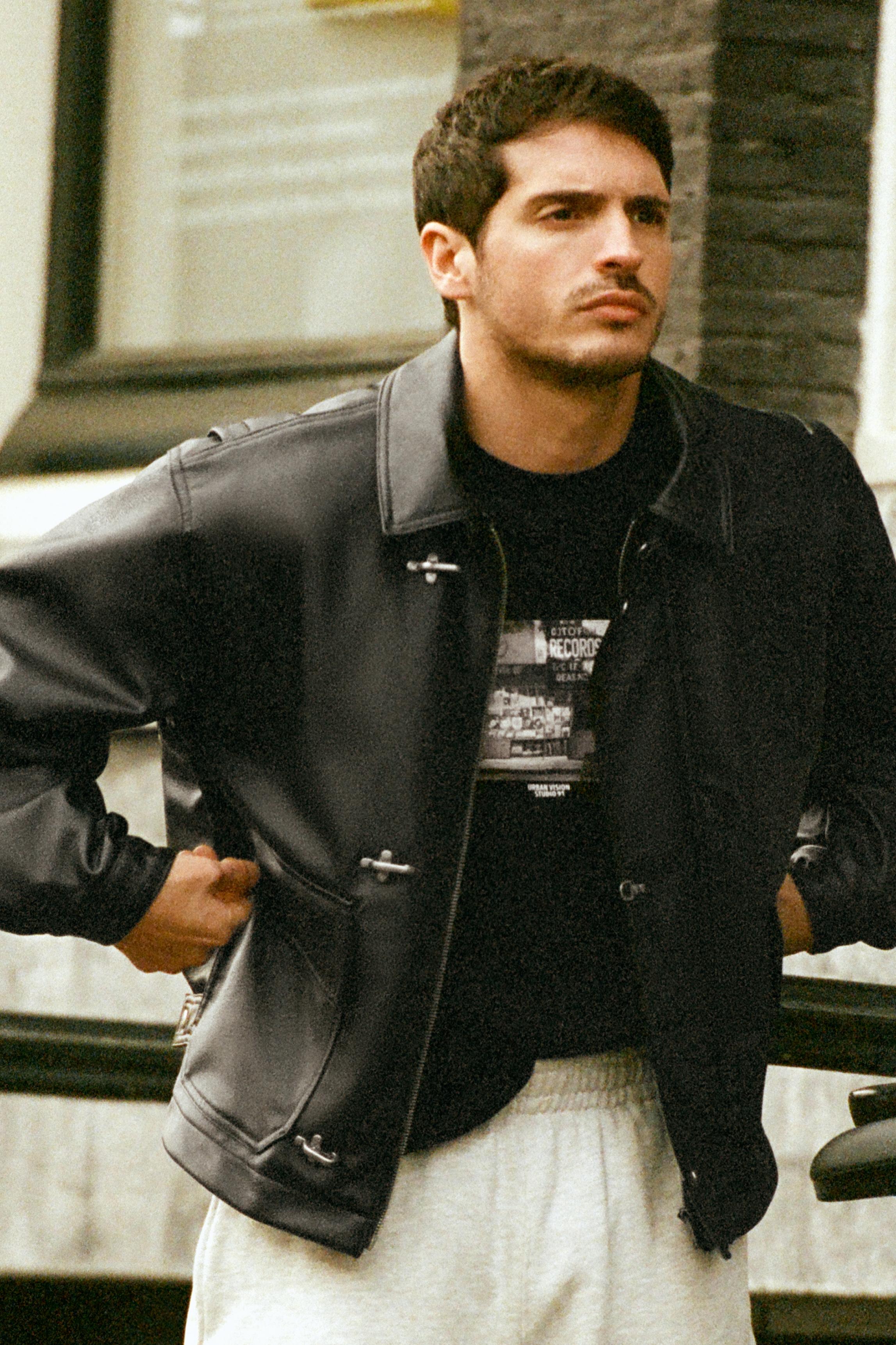 Süslü düğmeli suni deri ceket - Görsel 21