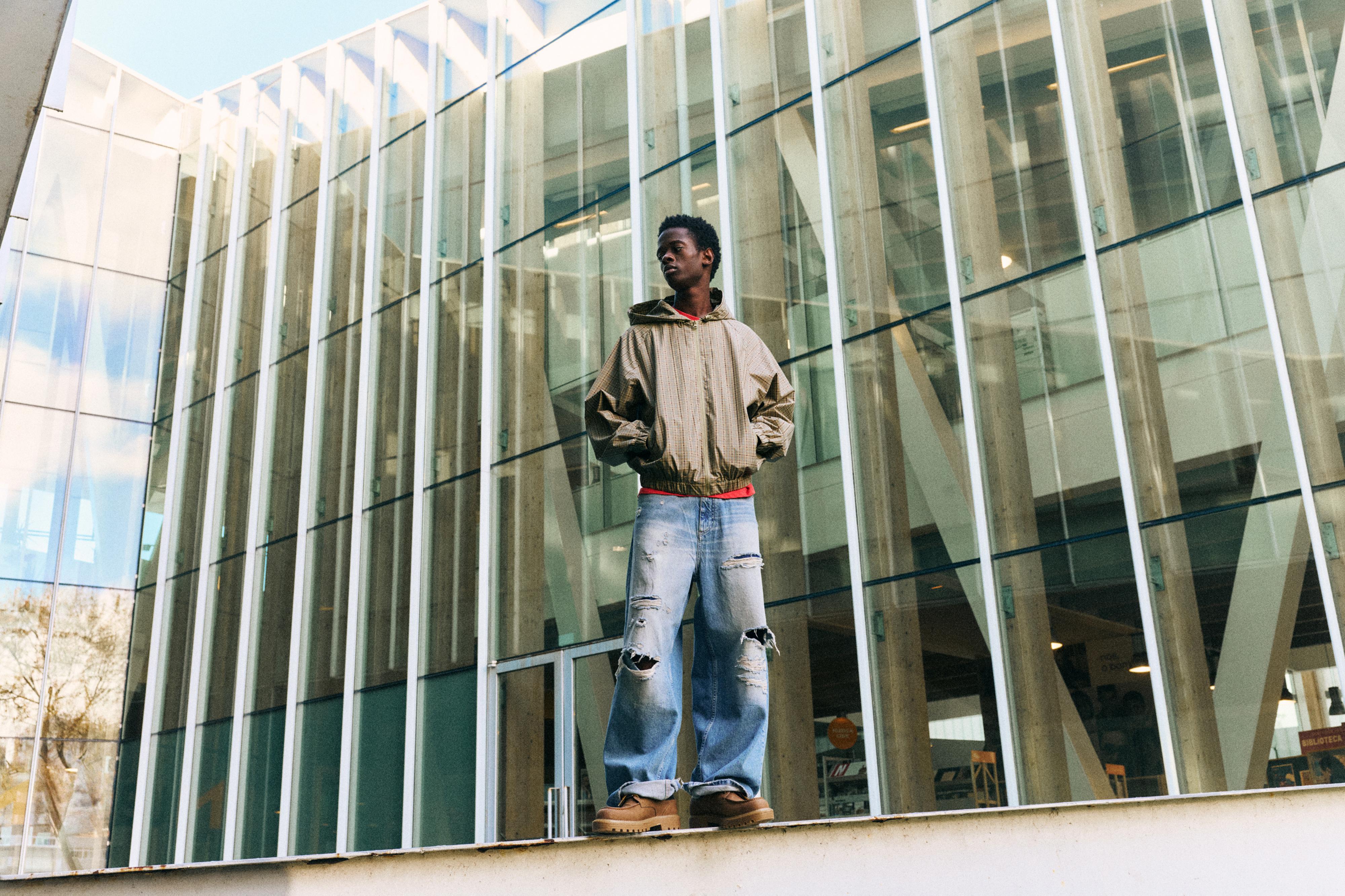 Kapüşonlu kareli hafif yağmurluk - Görsel 20